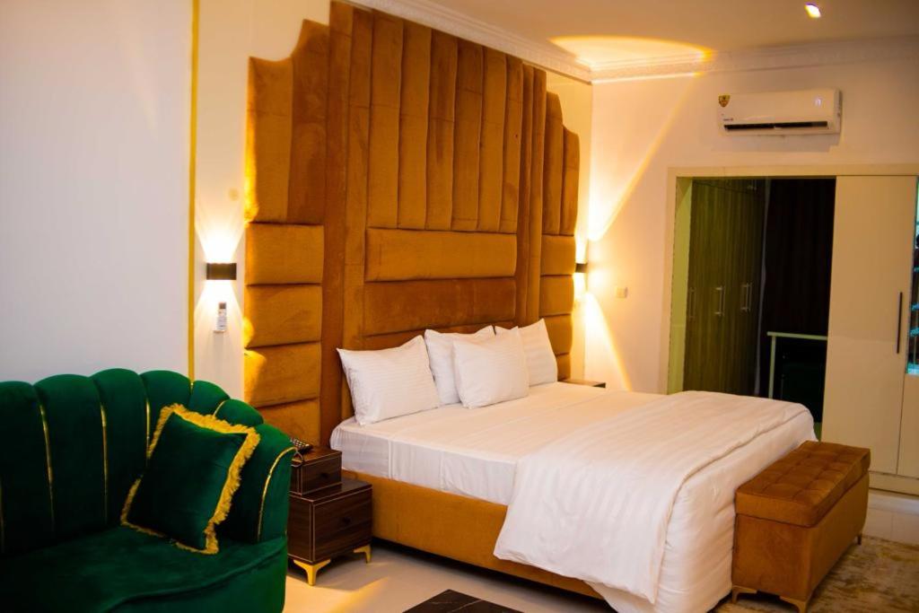 Suite with Balcony