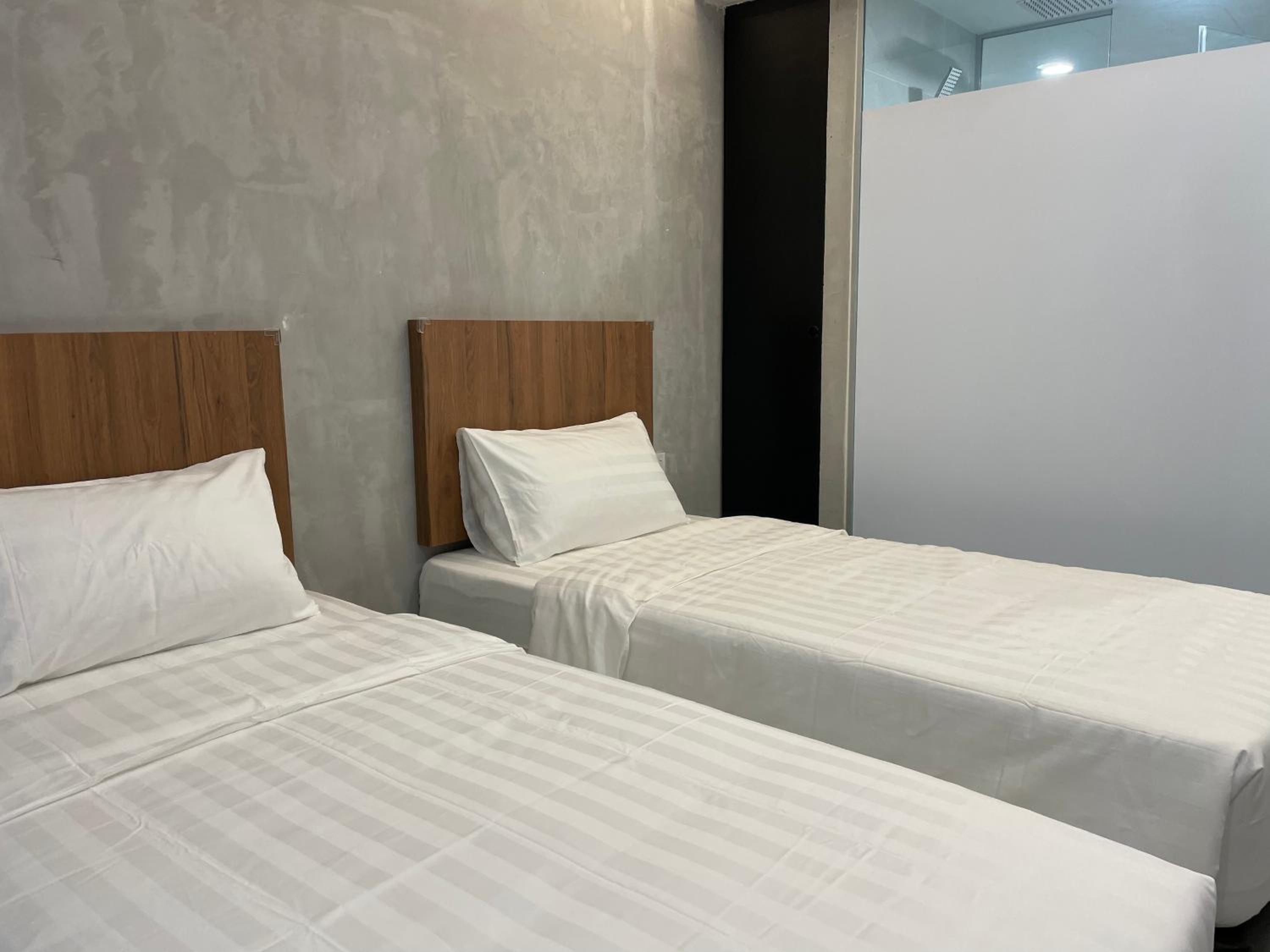 Deluxe Twin Room - Photo 1