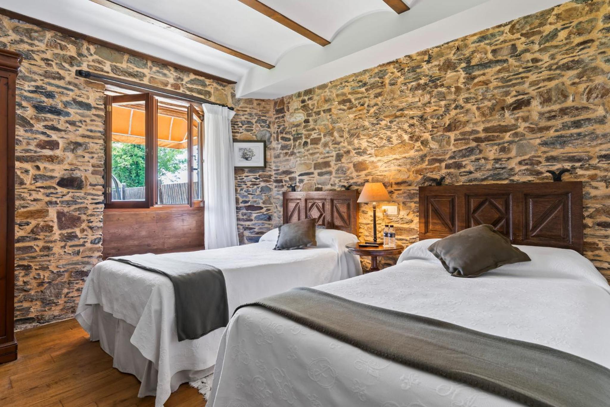 Habitación Doble con Dos Camas Dobles