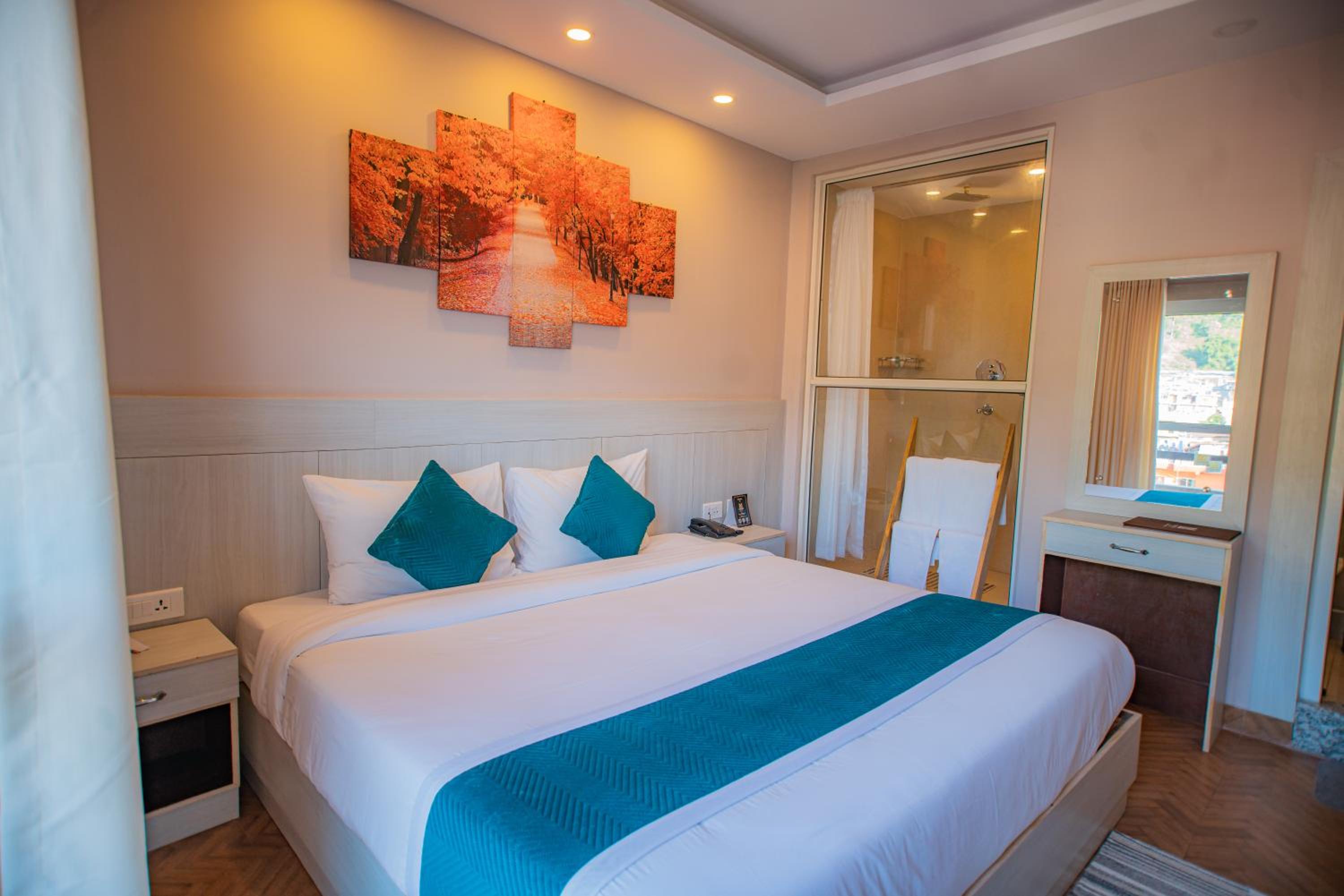 Deluxe Double or Twin Room