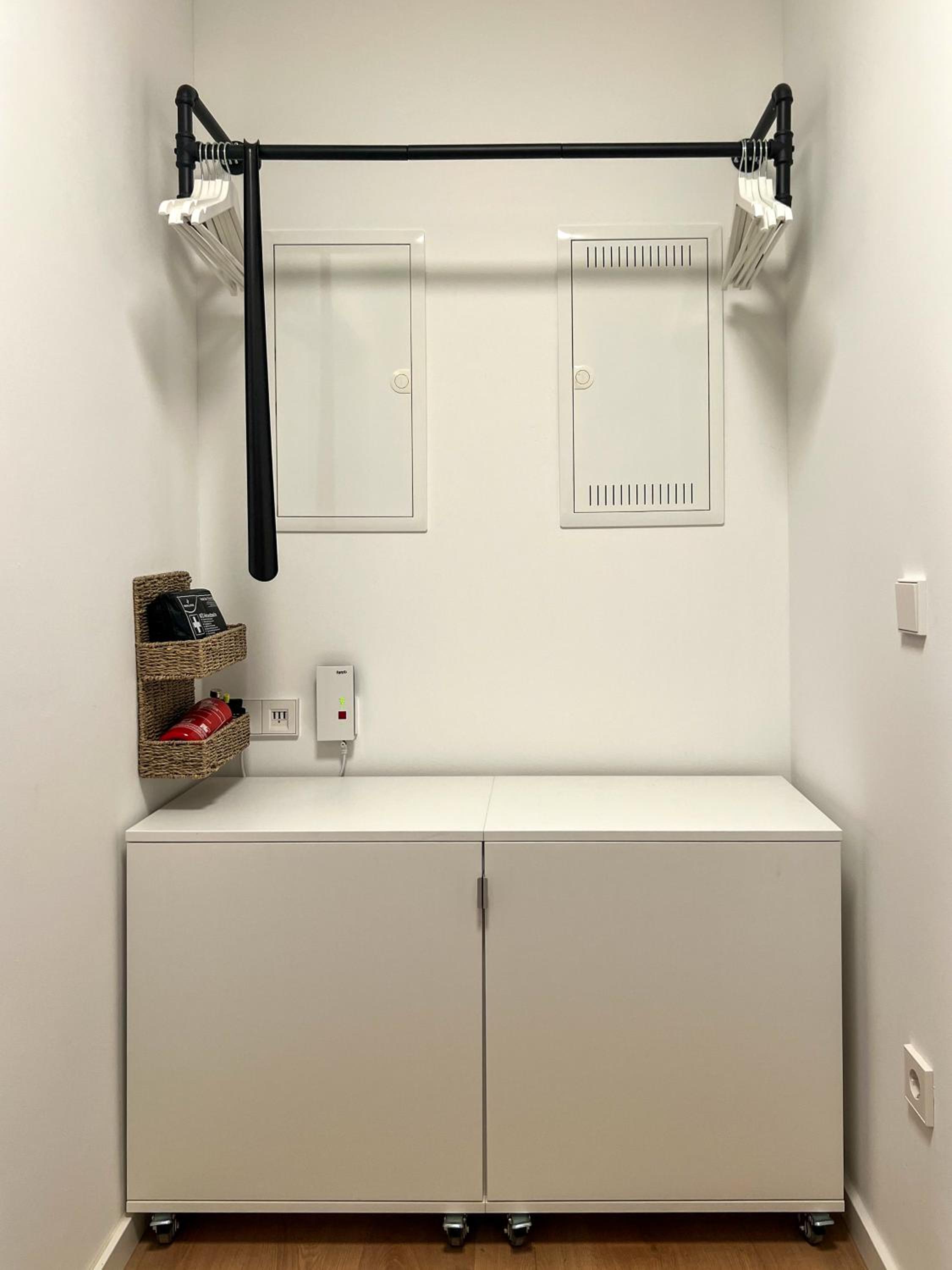One-Bedroom Apartment photo 2