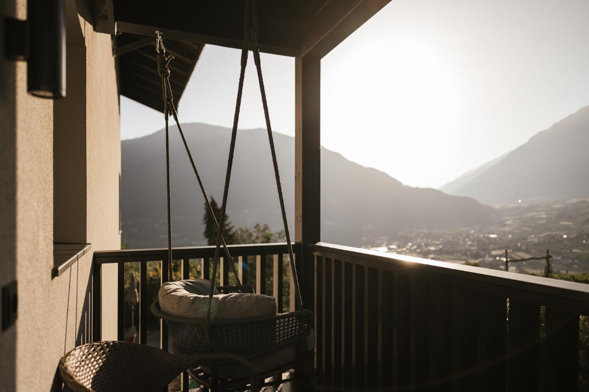 Double Room with Balcony - Photo 2