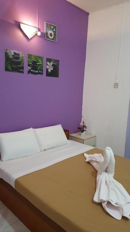 Double Room with Shared Bathroom photo 3