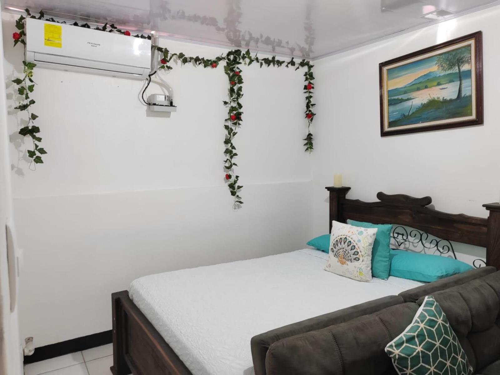 Deluxe Double or Twin Room photo 2
