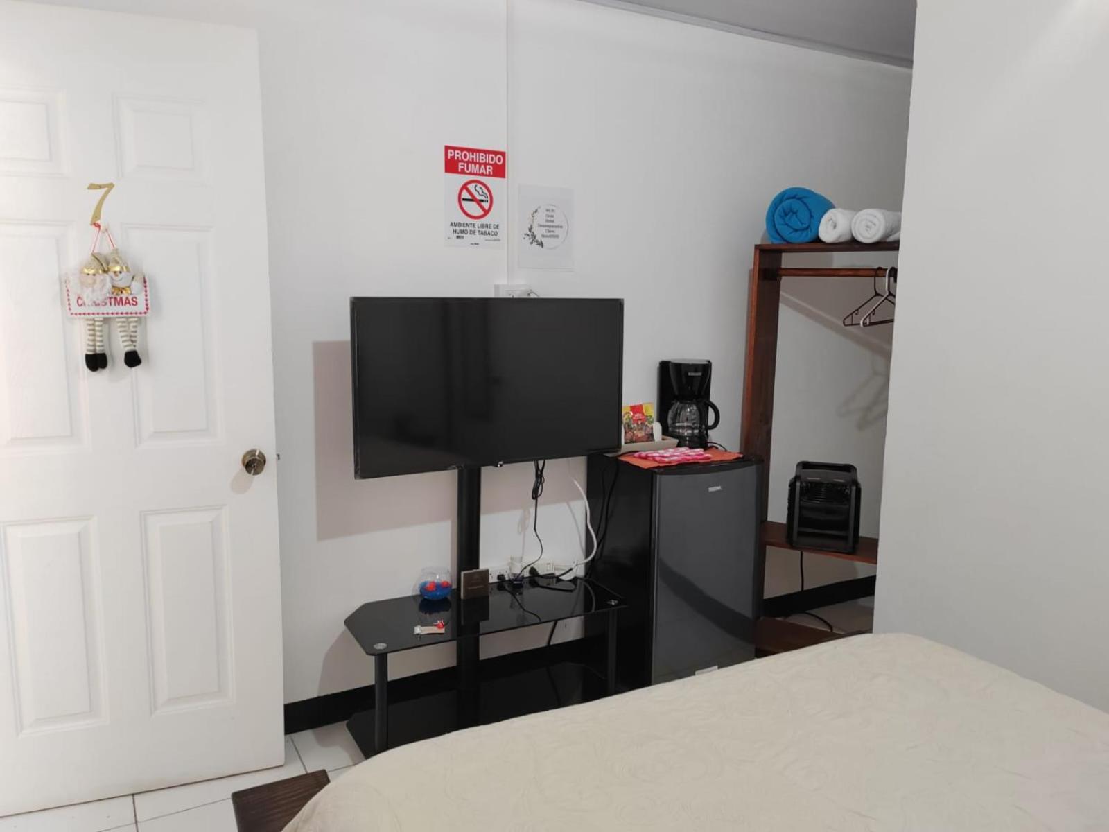 Economy Double or Twin Room photo 2