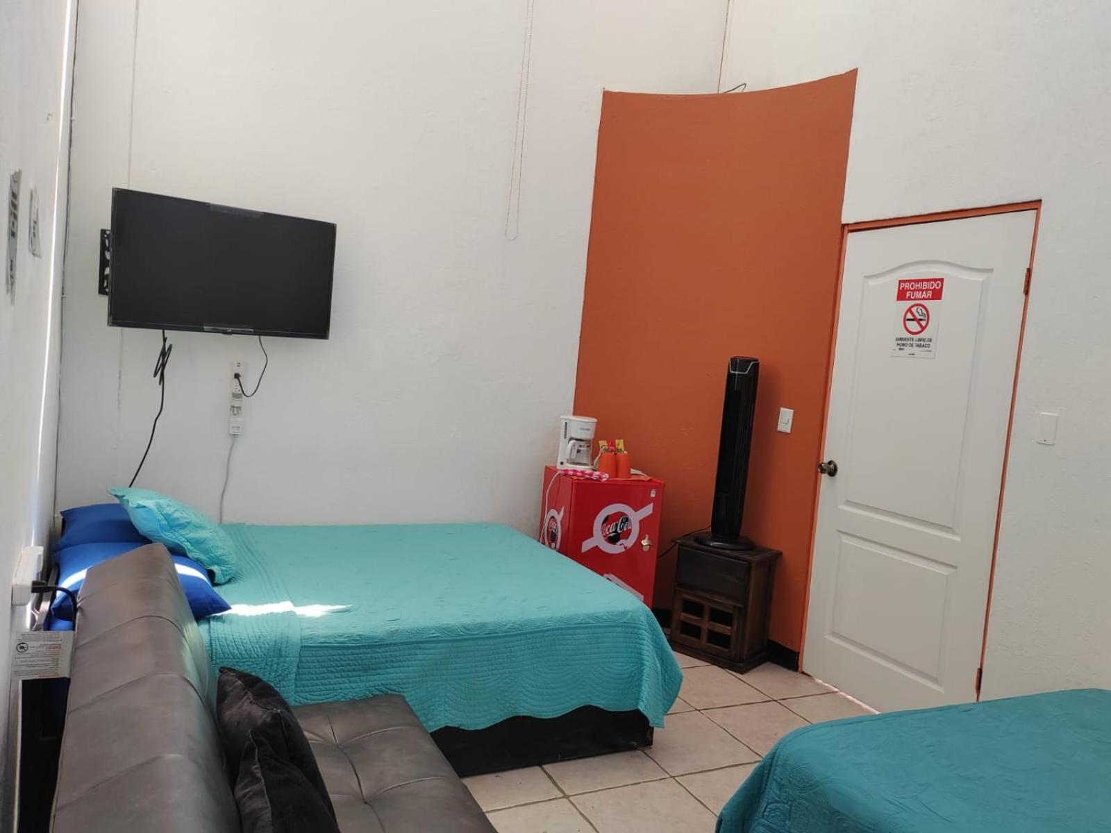 Double Room with Private Bathroom photo 2