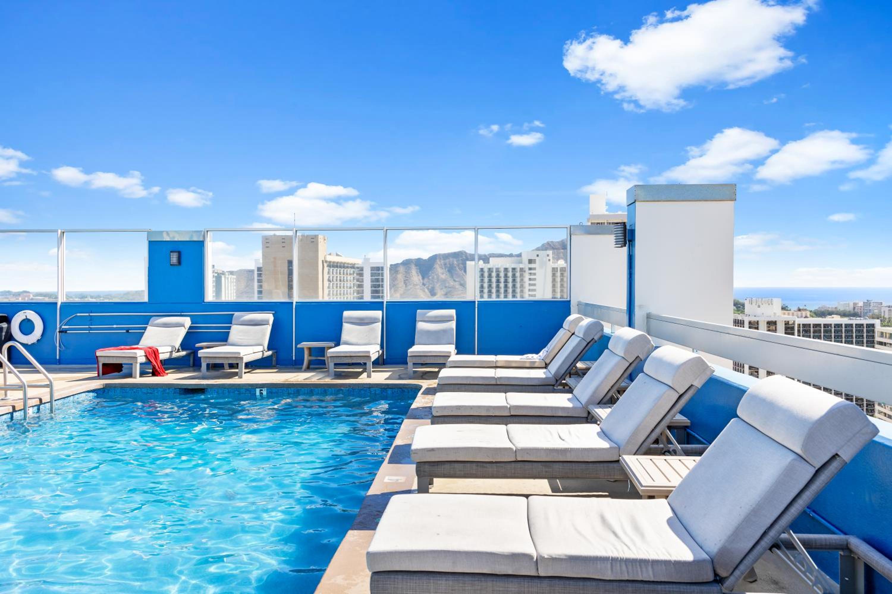 Ocean Retreat: Remodeled Pacific Monarch Haven: One-Bedroom Apartment photo