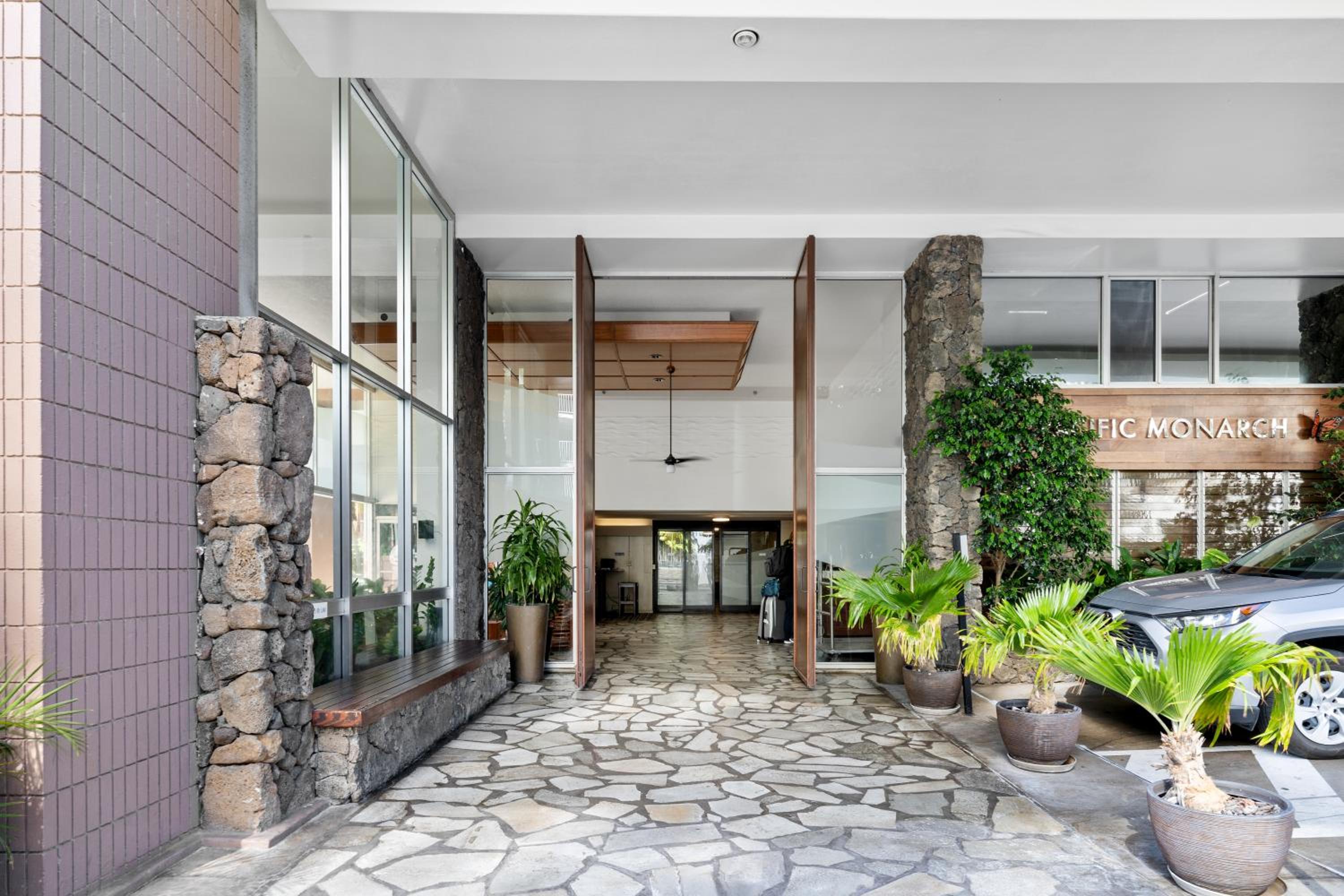 Ocean Retreat: Remodeled Pacific Monarch Haven: One-Bedroom Apartment photo