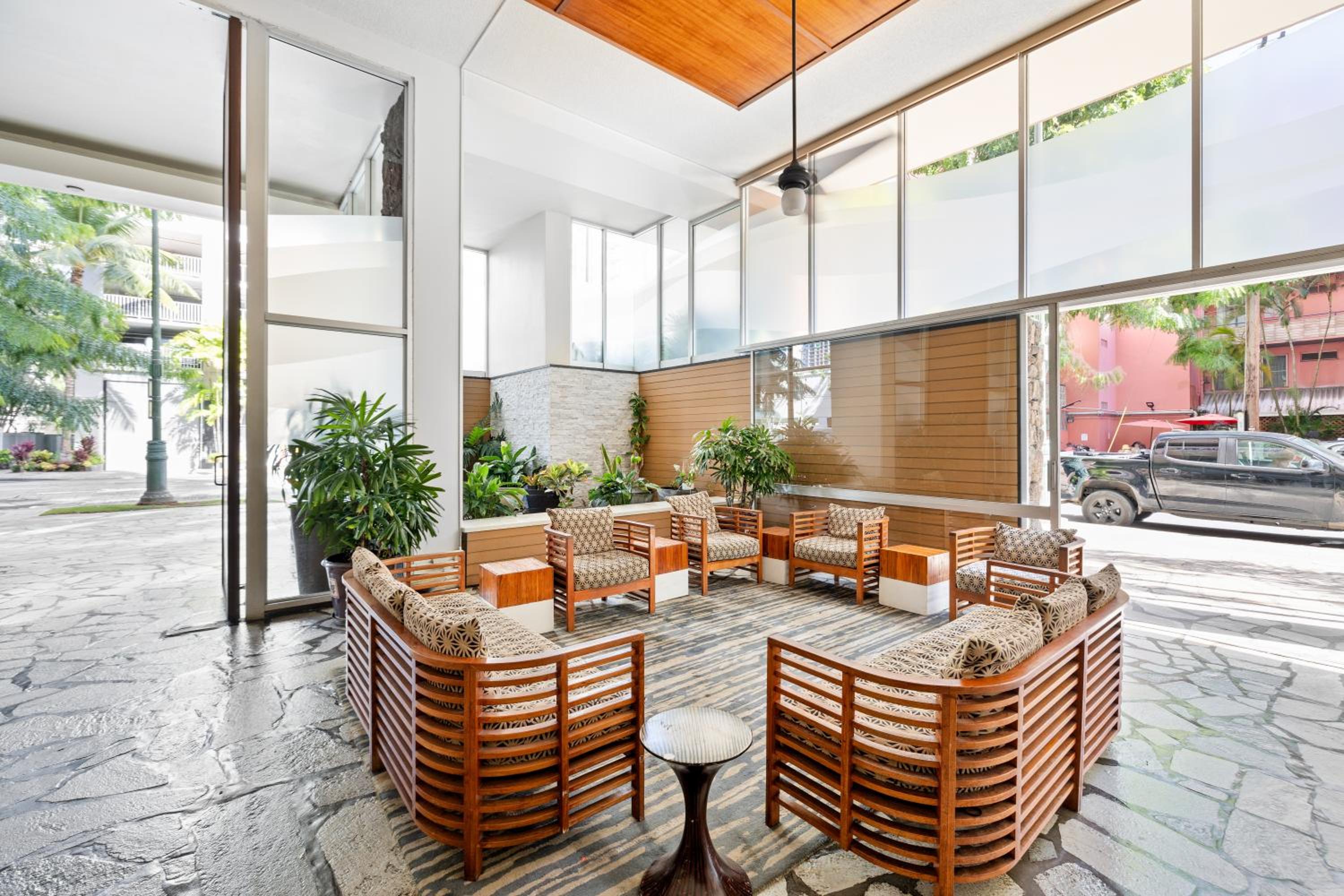 Ocean Retreat: Remodeled Pacific Monarch Haven: One-Bedroom Apartment photo