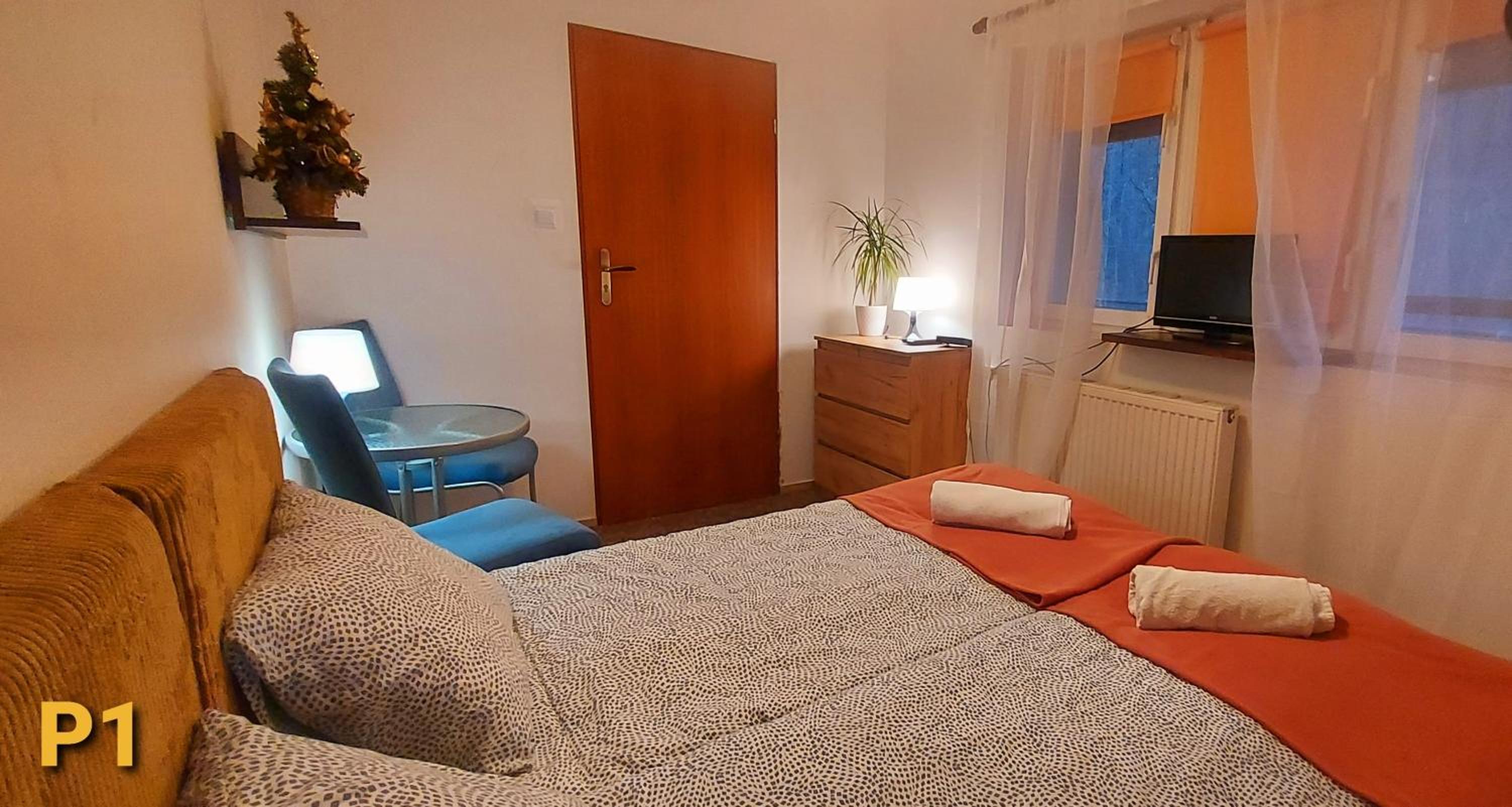 Small Double Room photo 2