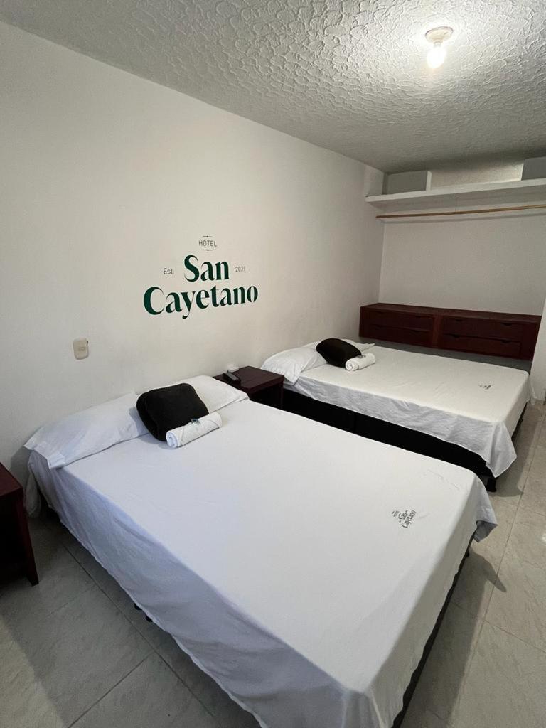 Double Room with Two Double Beds photo 1