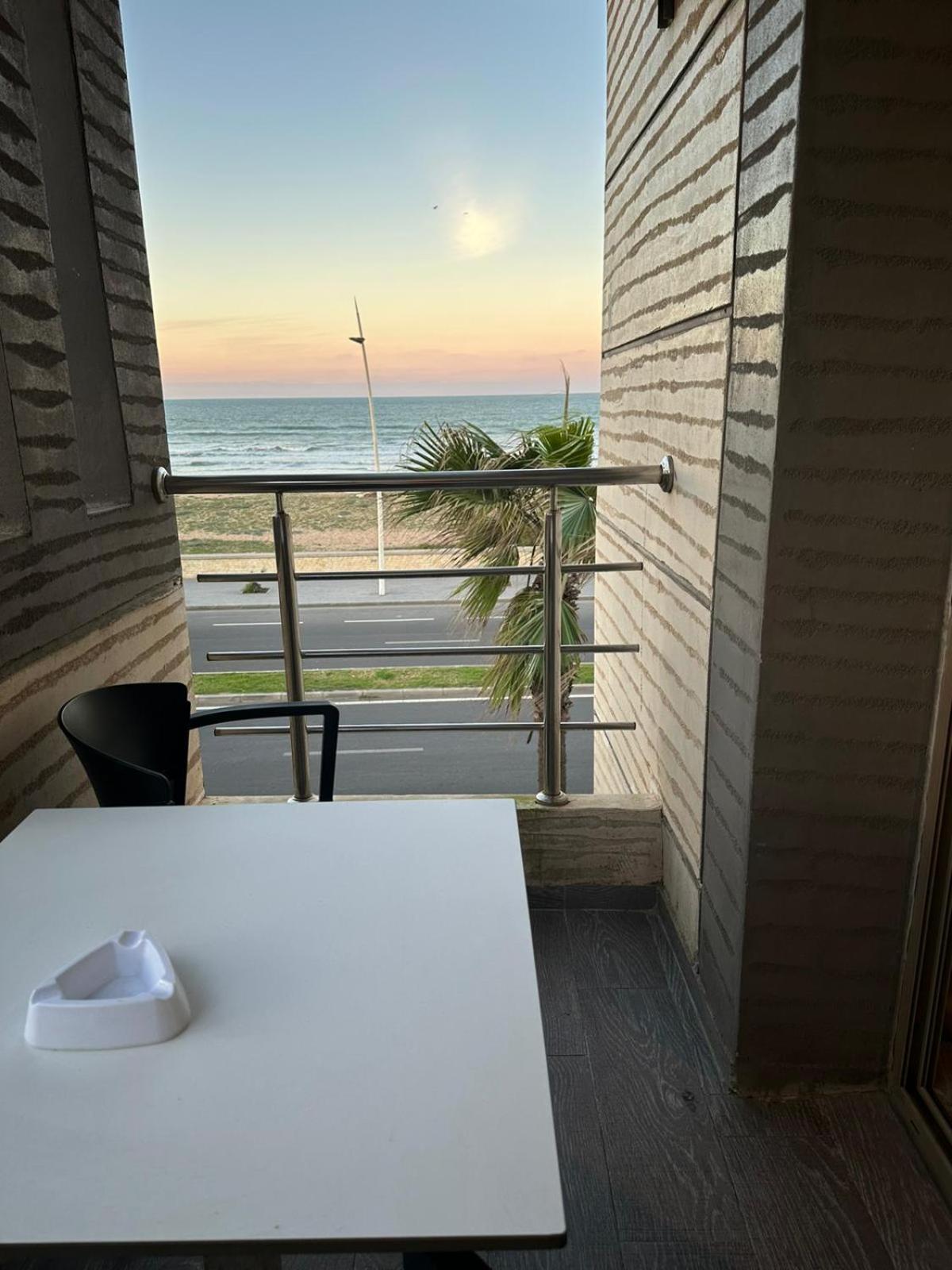 Deluxe Suite with Sea View - Photo 2
