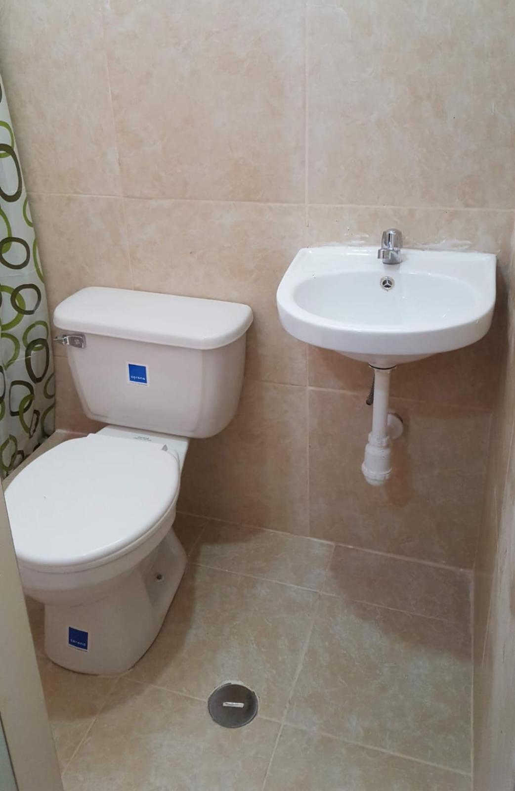 Single Room with Private Bathroom photo 3