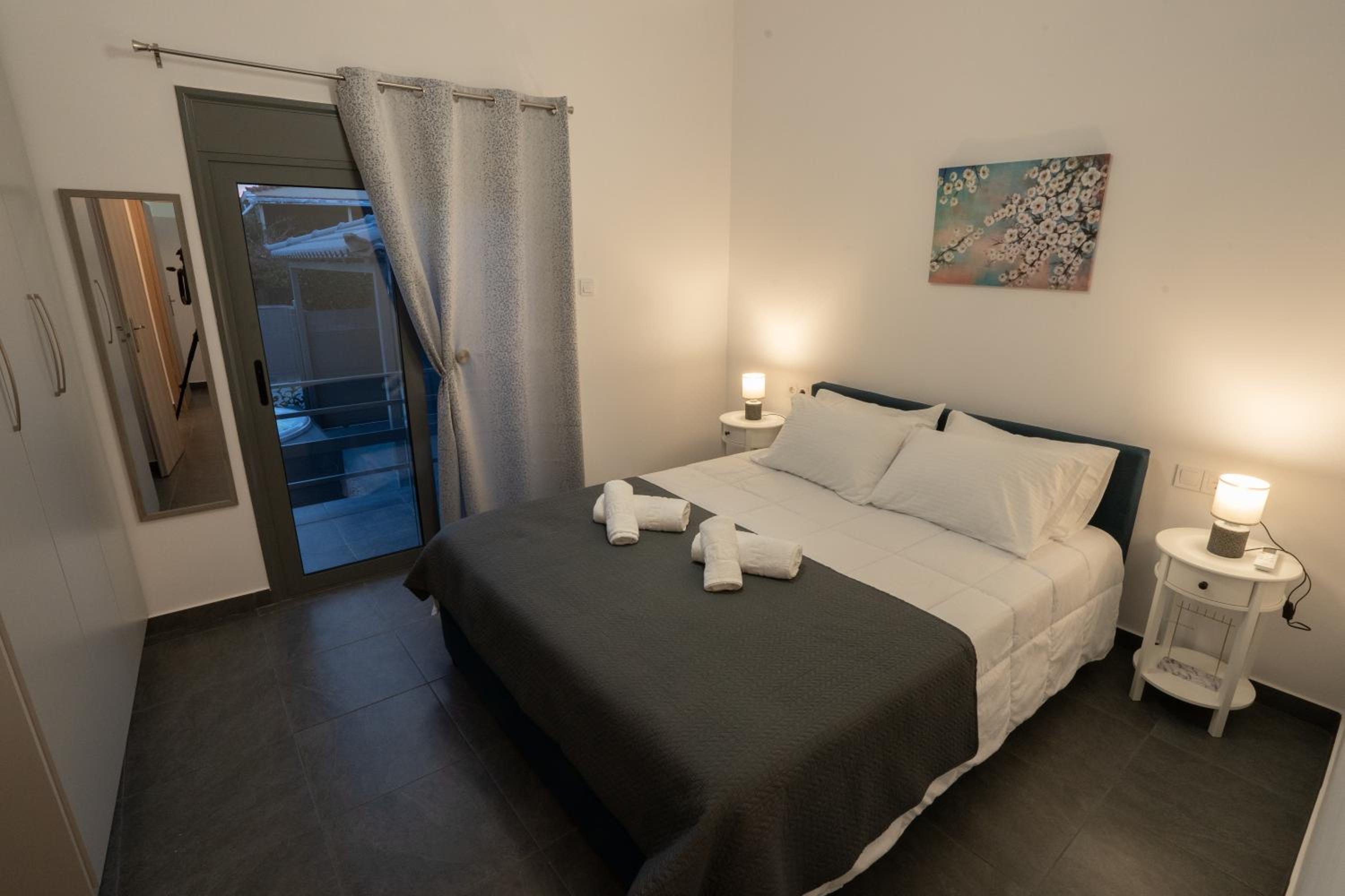 Two-Bedroom House photo 2