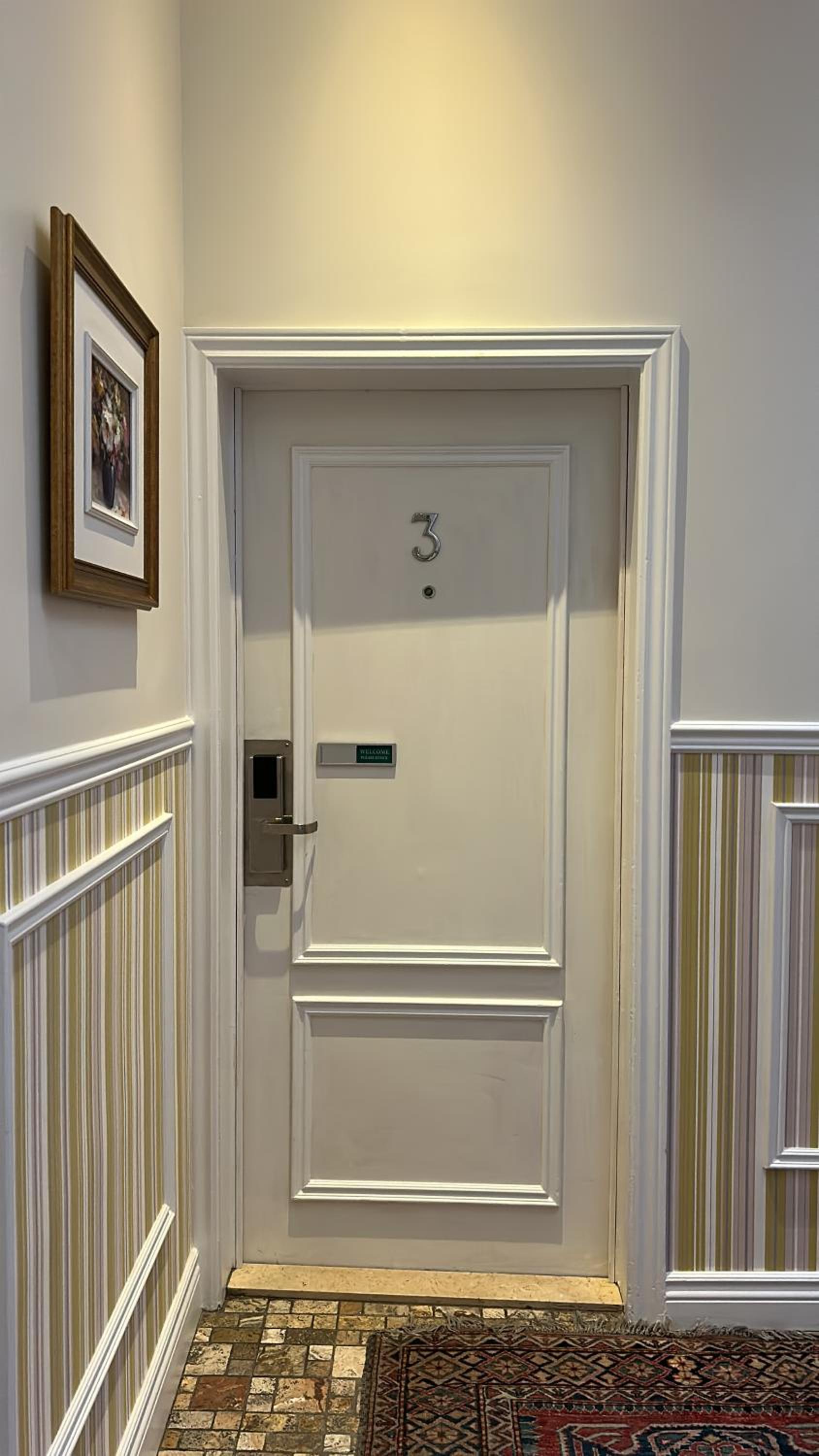 Deluxe Suite - Photo 20
