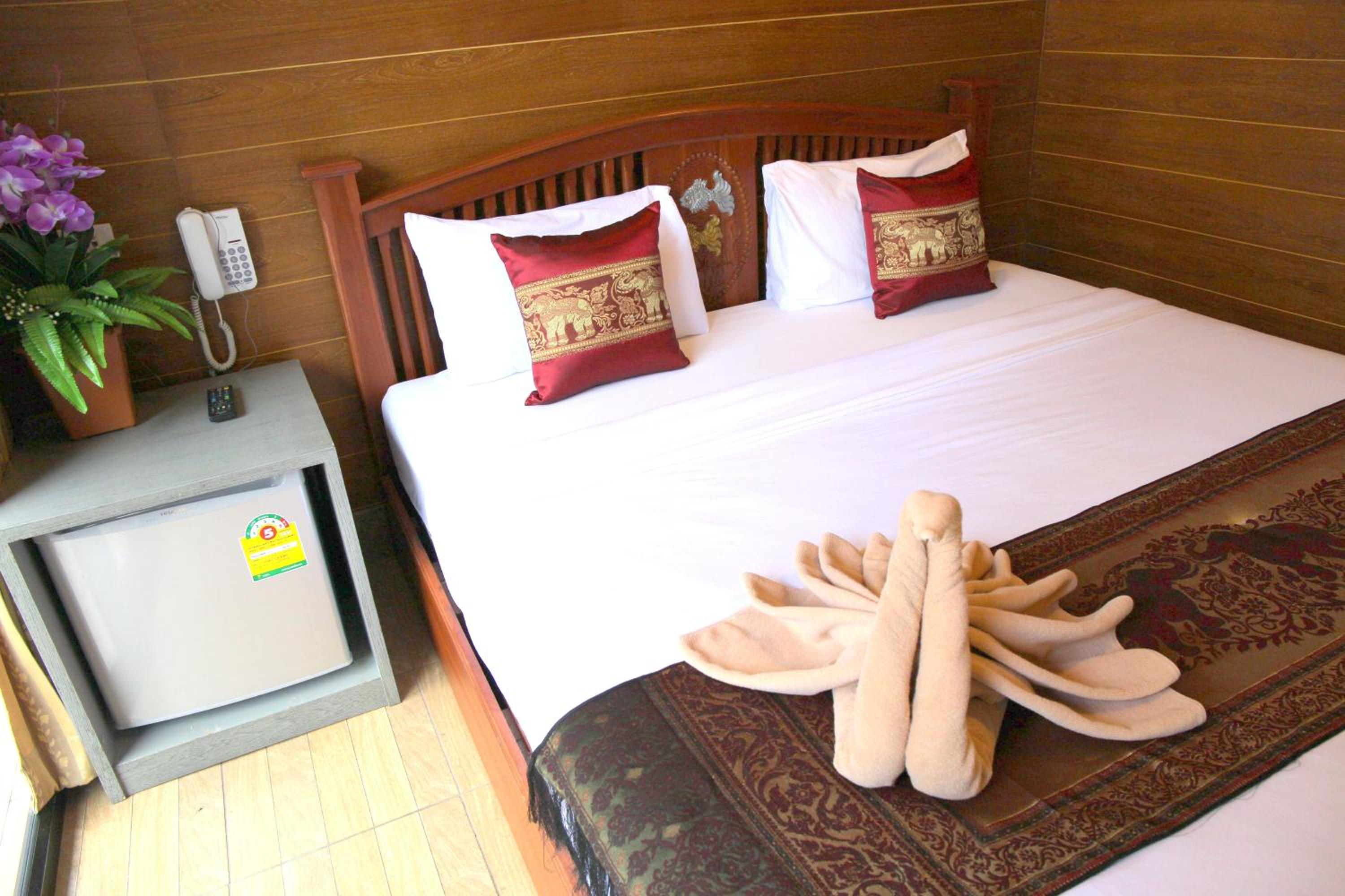 Deluxe Double Room with Balcony photo 2