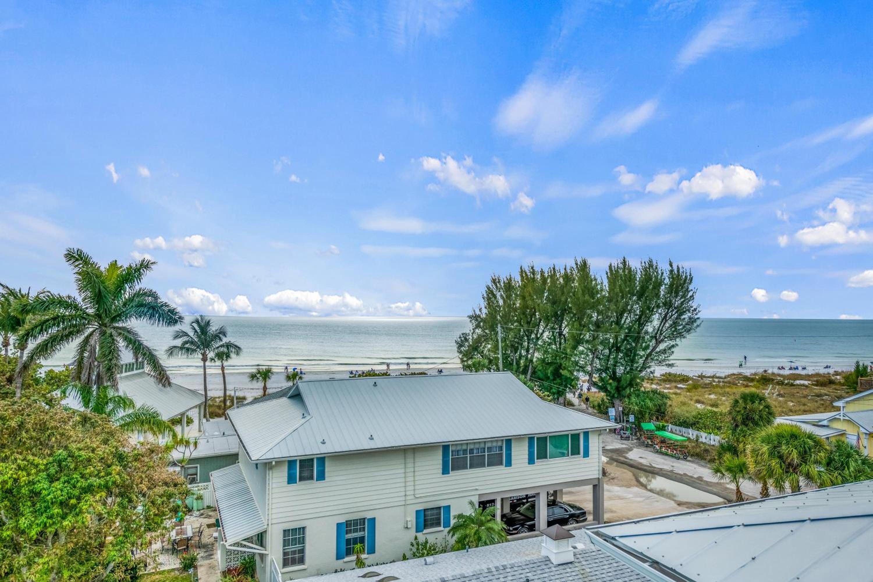 Five-Bedroom Holiday Home photo 2