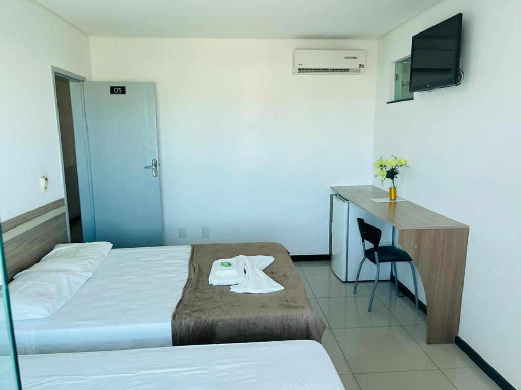 Basic Triple Room photo 3
