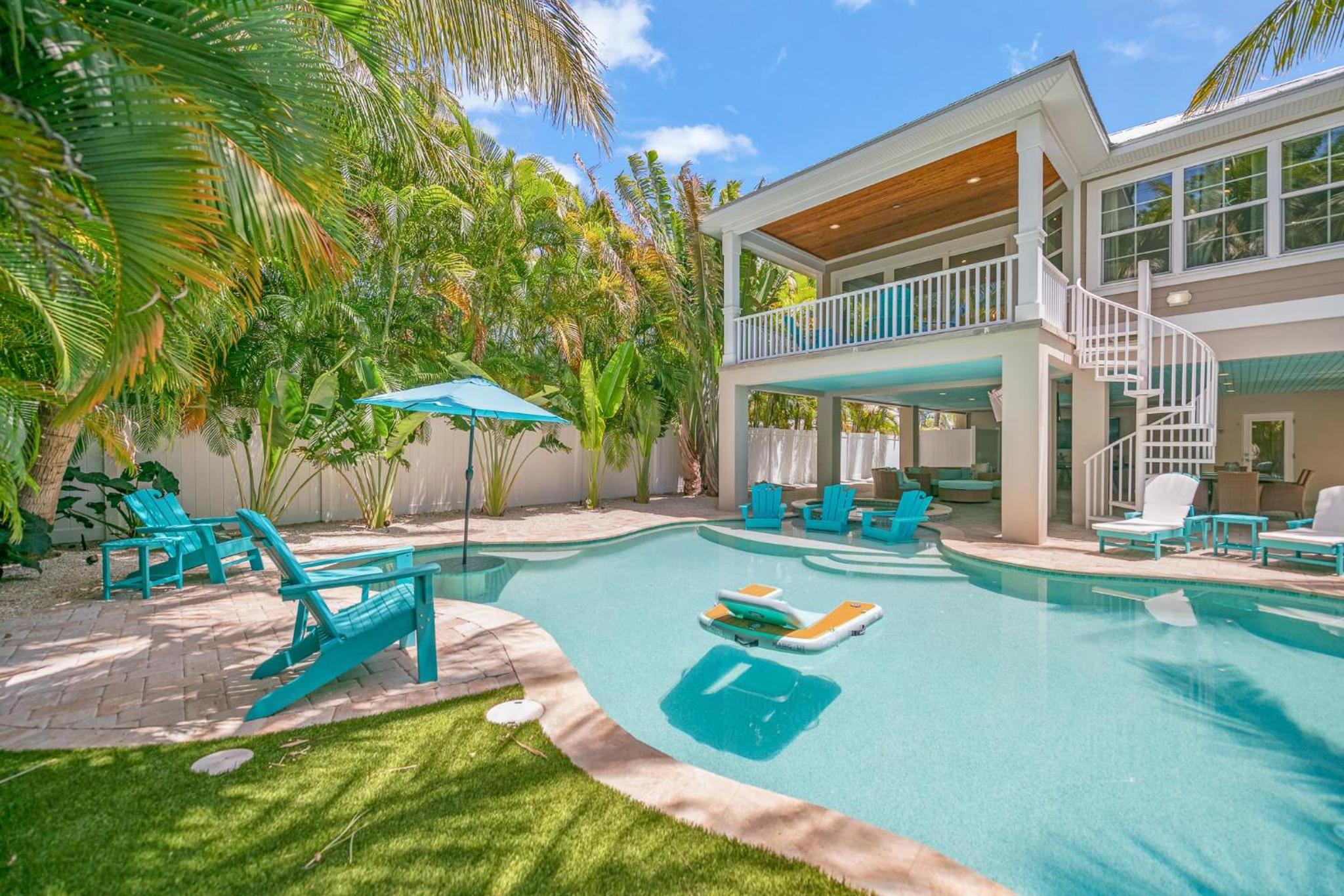 Six-Bedroom Holiday Home photo 1