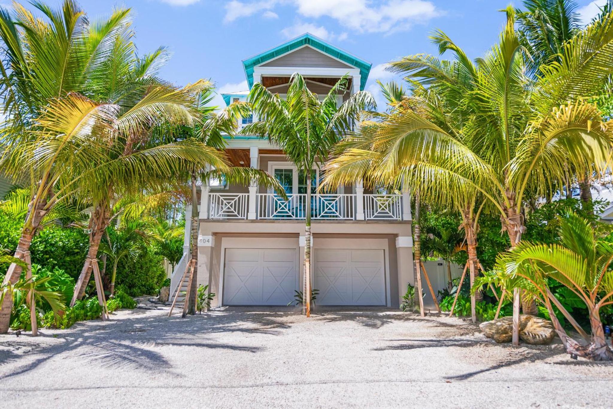 Six-Bedroom Holiday Home photo 2
