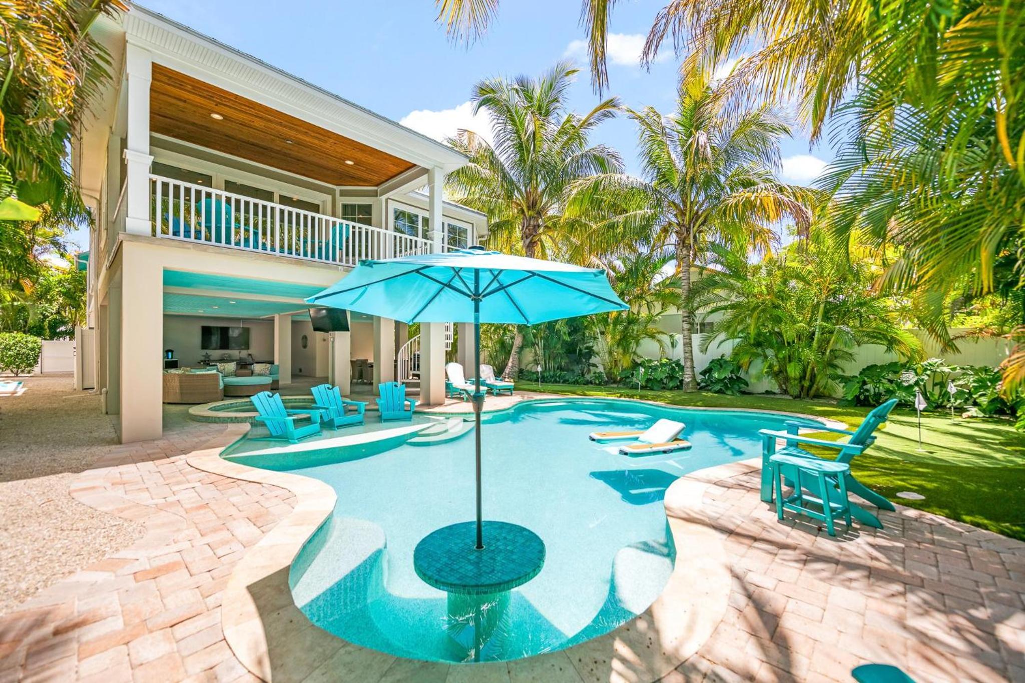 Six-Bedroom Holiday Home photo 3