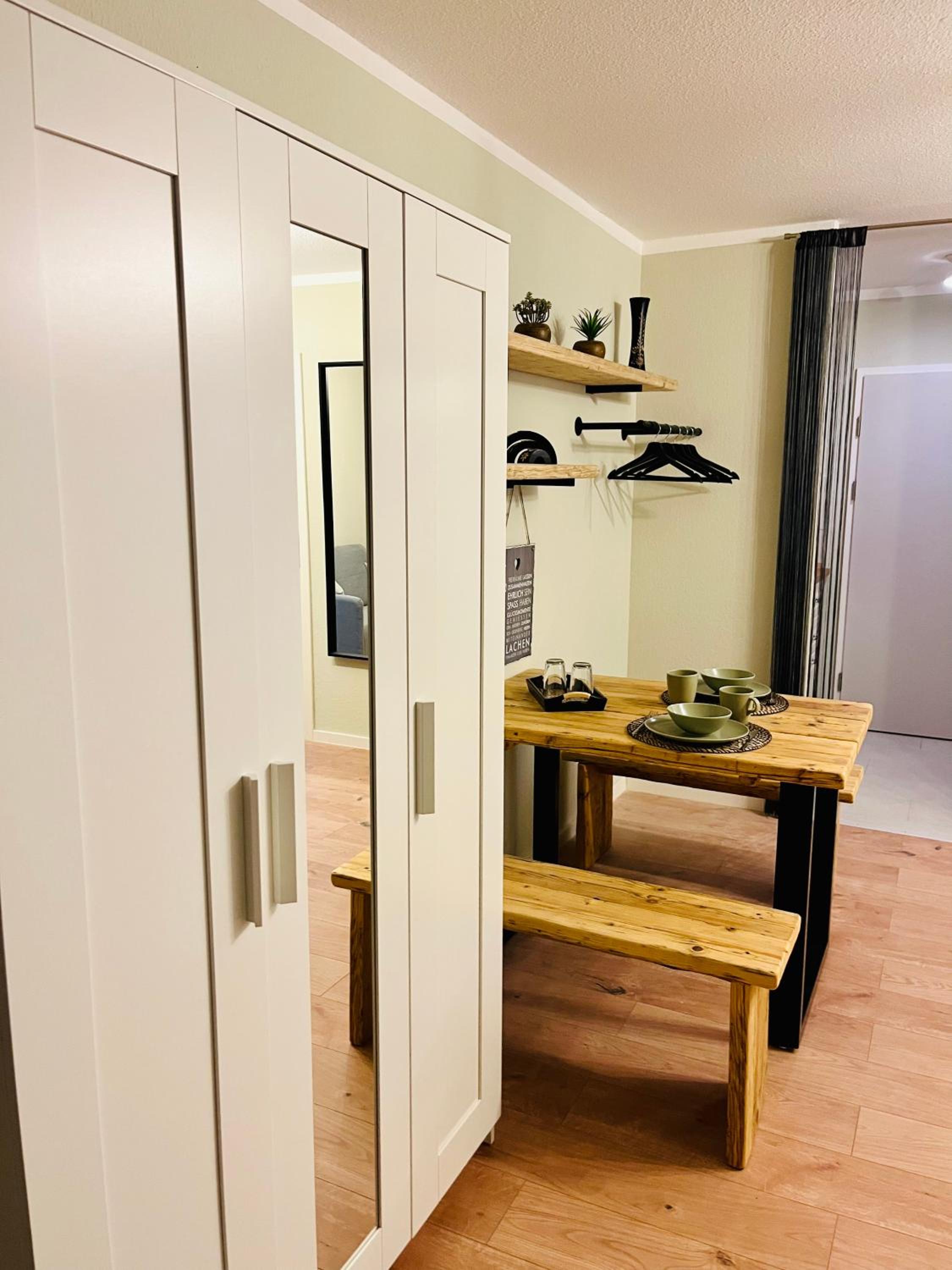 One-Bedroom Apartment photo 2