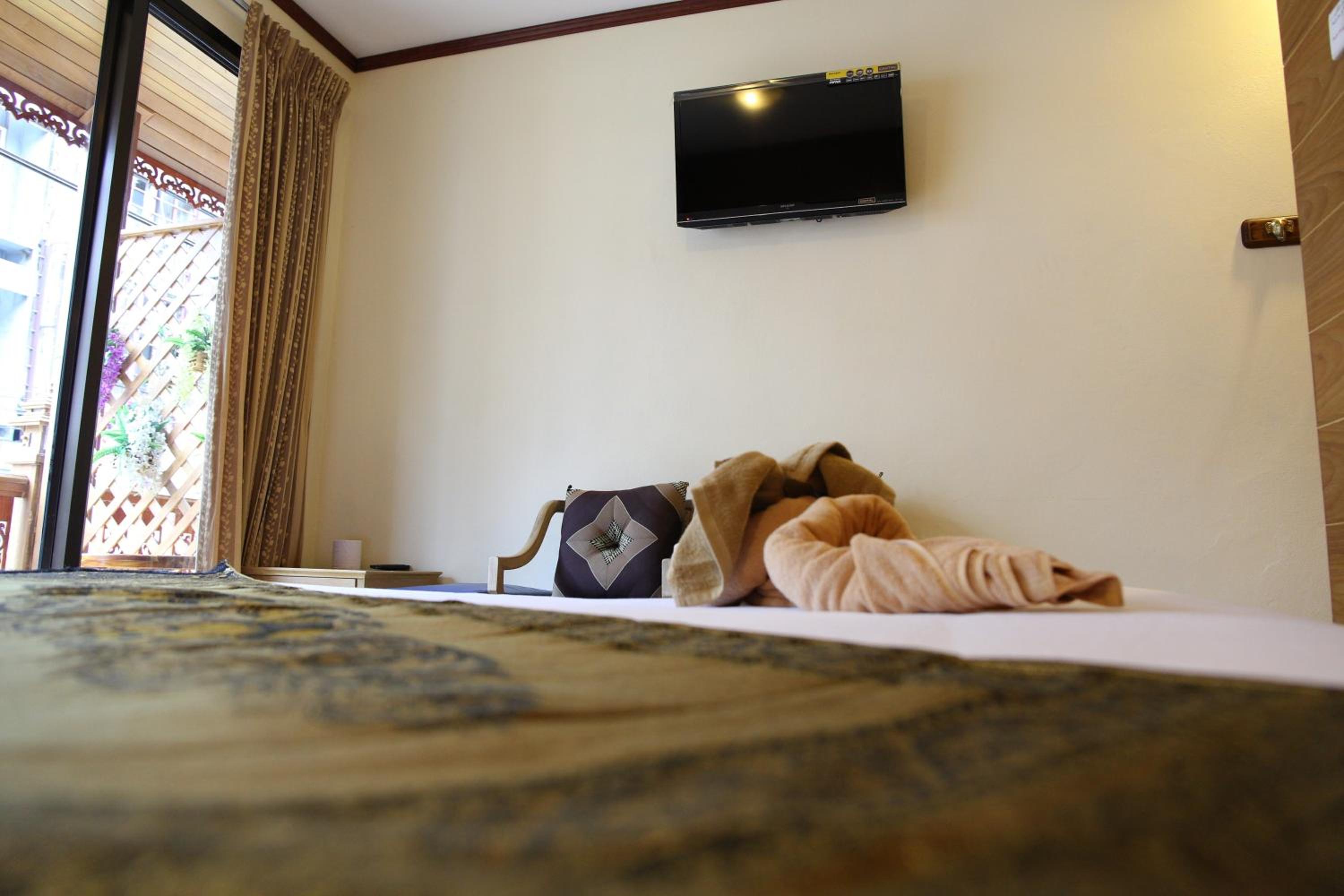 Executive Deluxe Double Room with Balcony photo 3