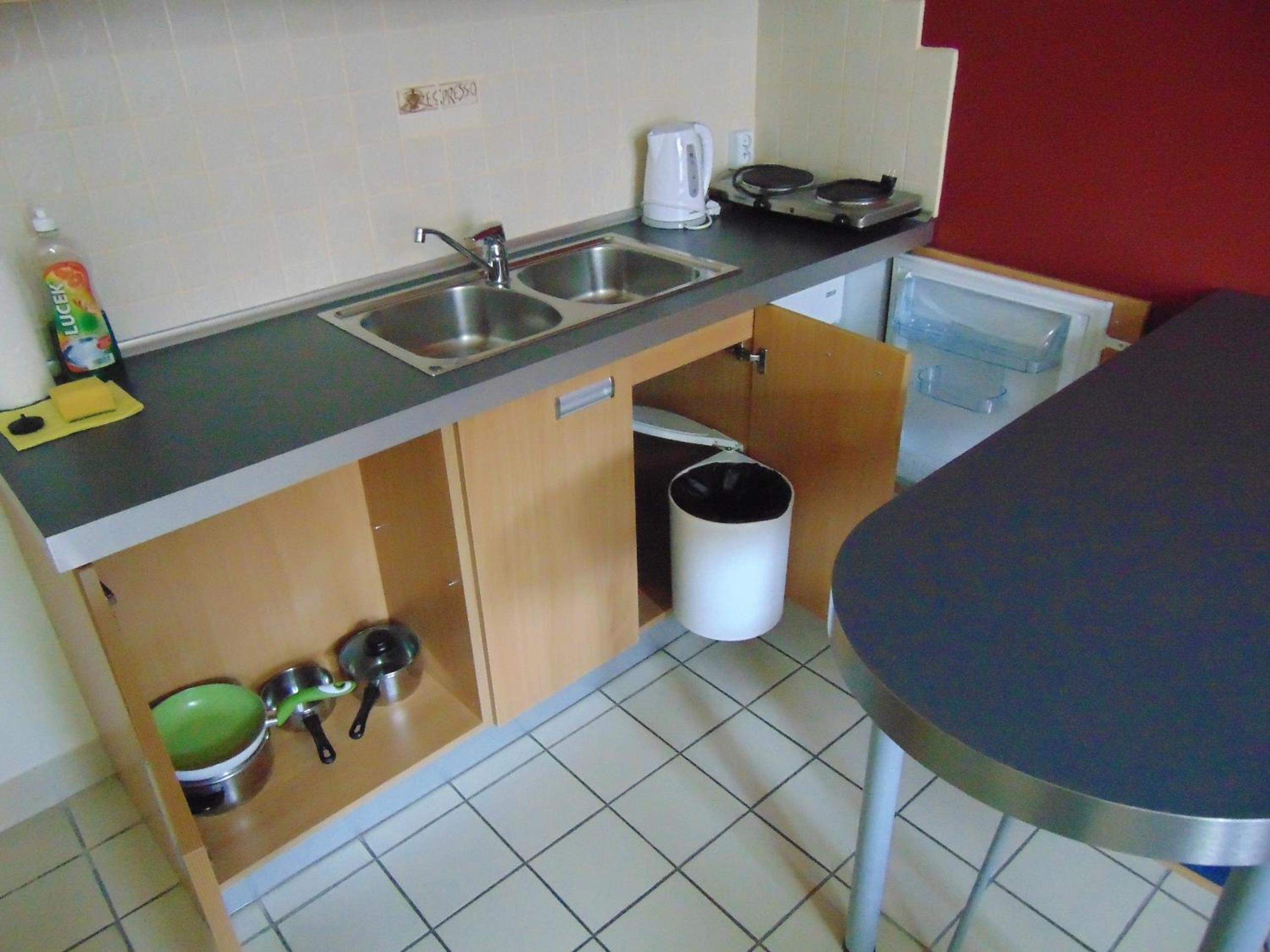 Studio (3 Adults) photo 2
