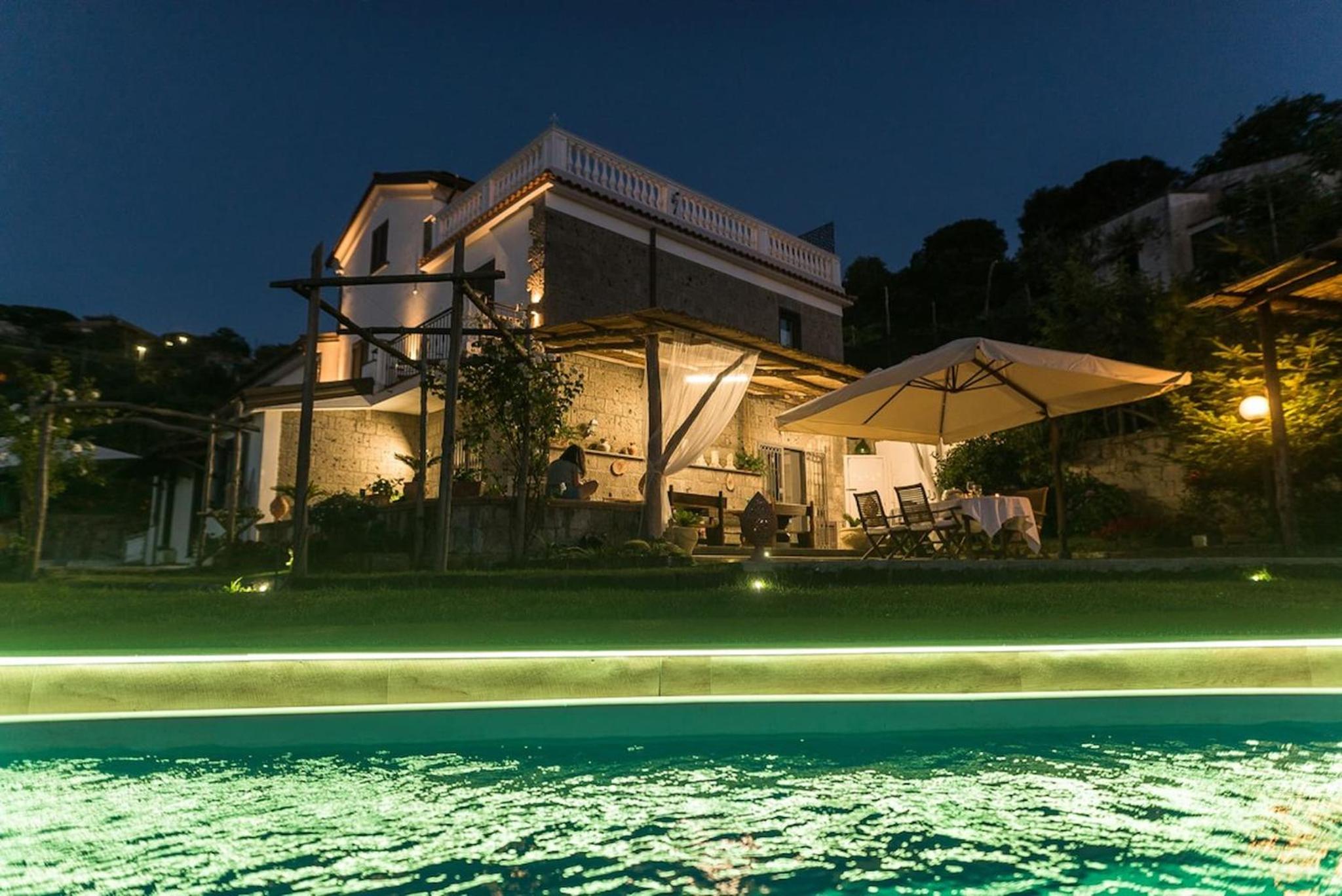 Villa photo 3