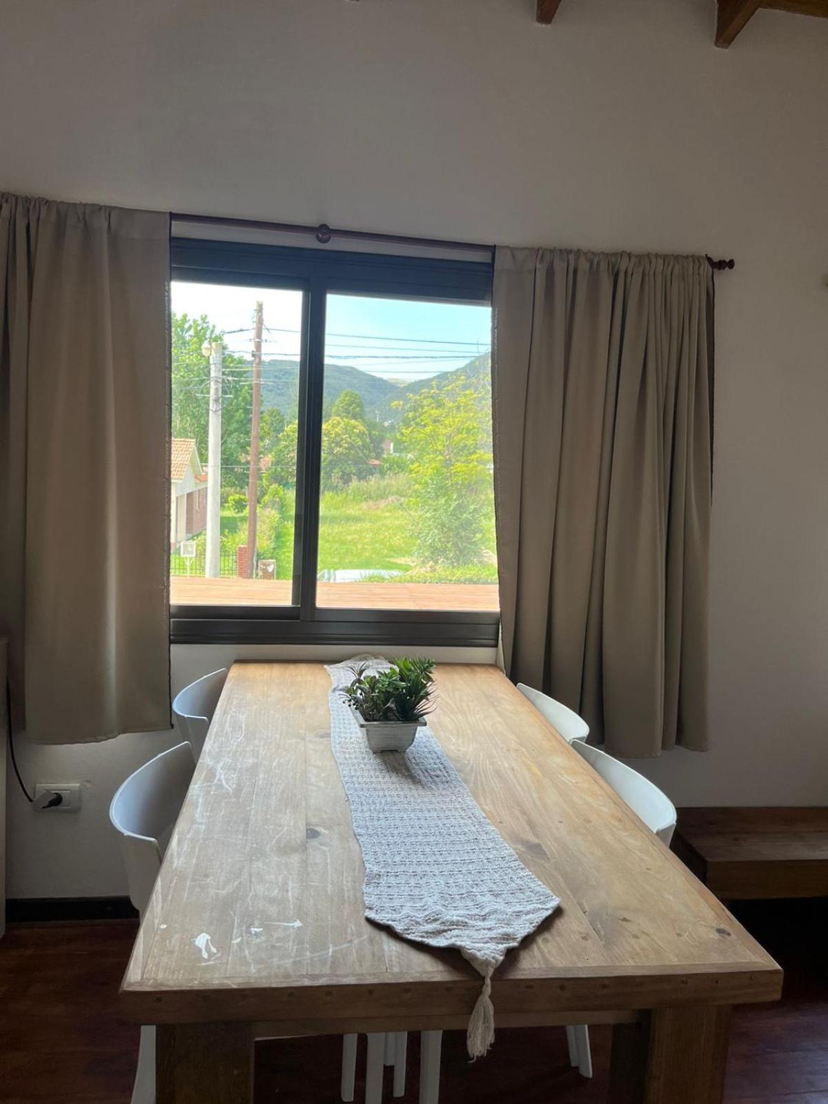 Apartment with Mountain View photo 2