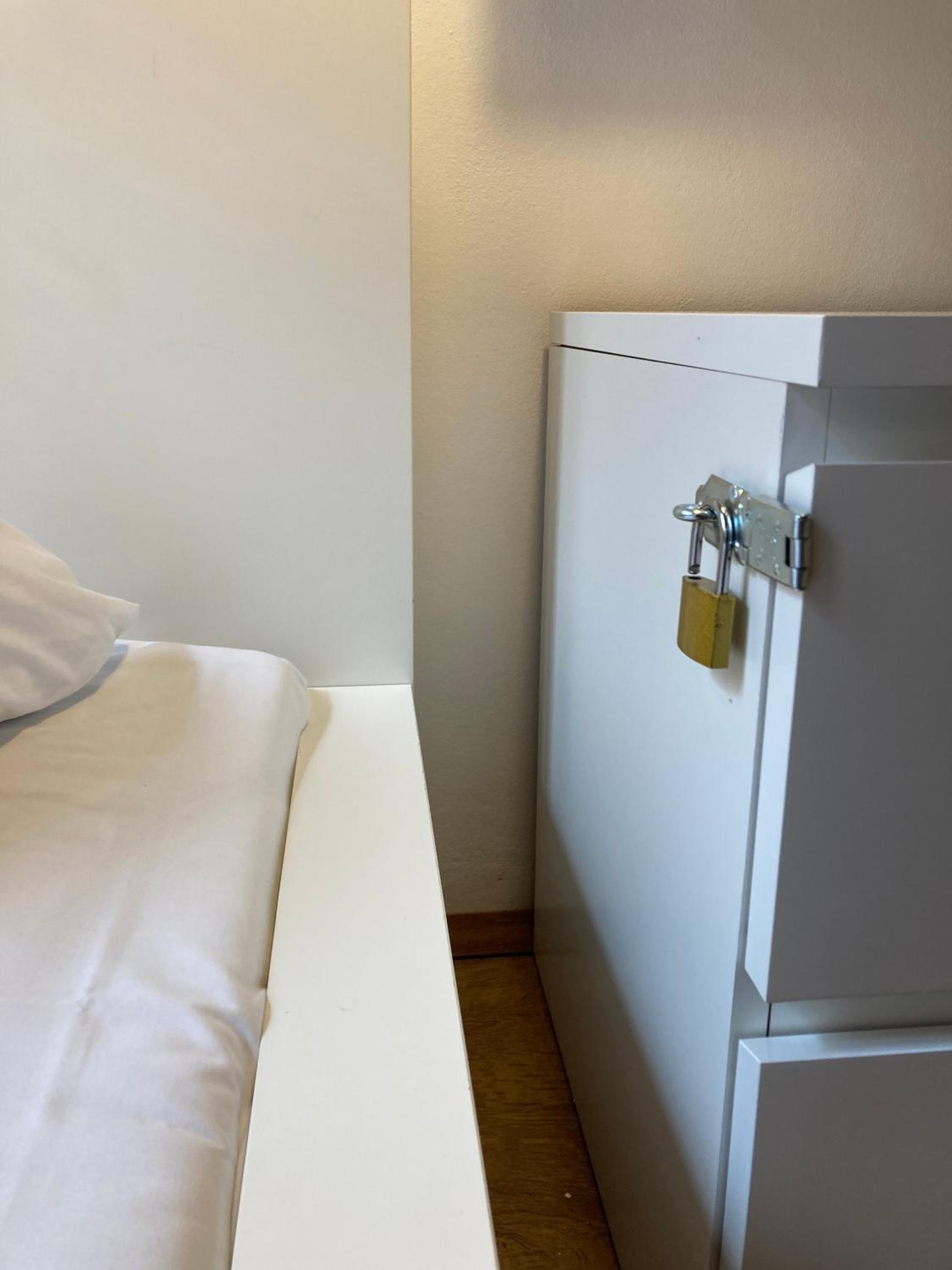 Bed in 6-Bed Dormitory Room photo 3