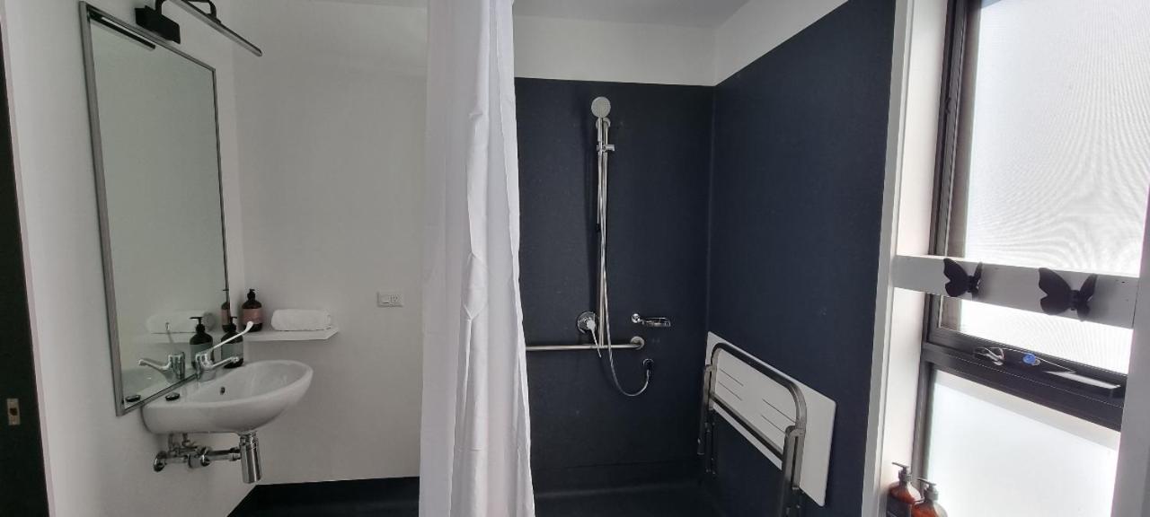 Studio - Disability Access photo 3