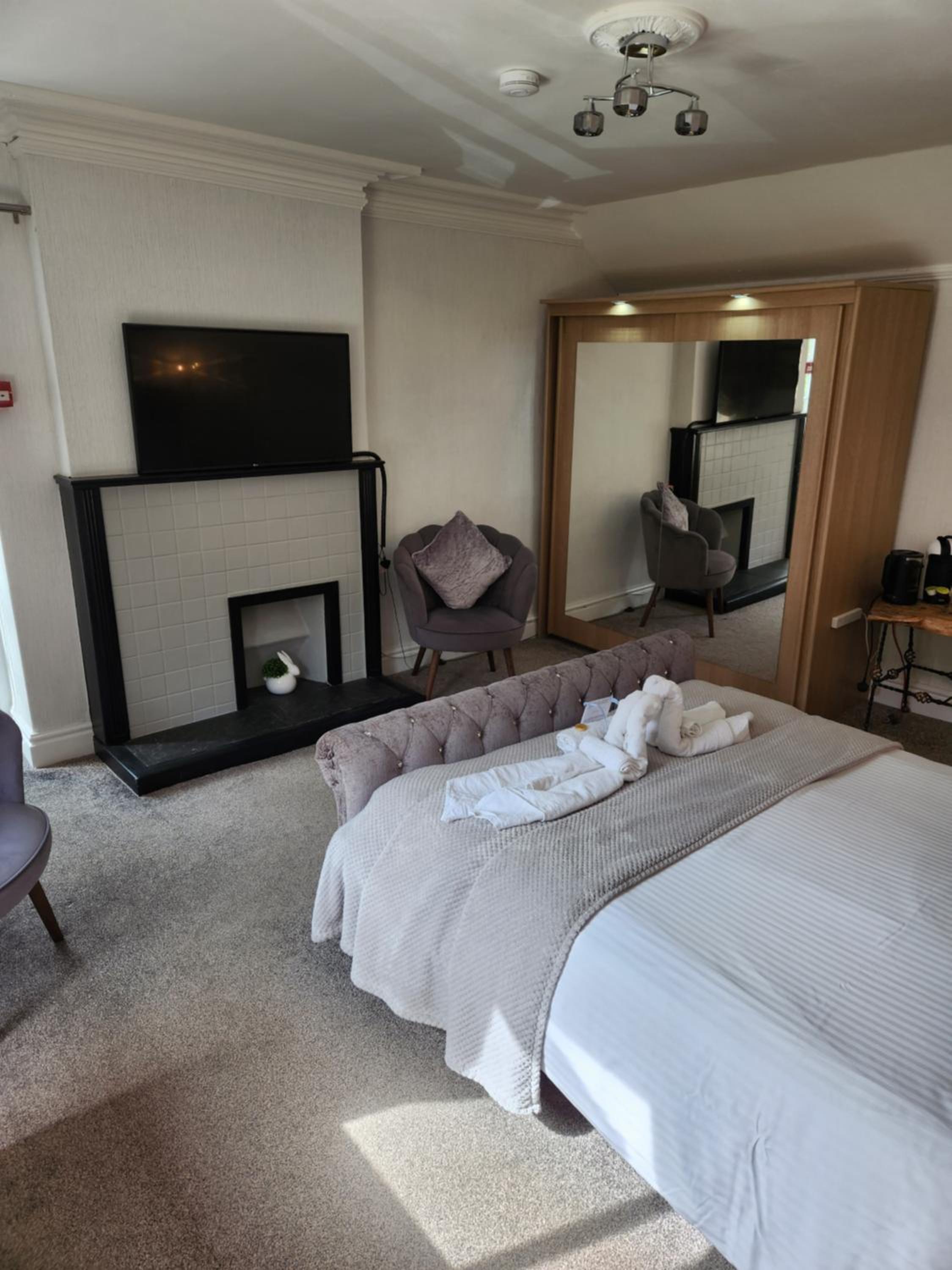 King Room with Balcony photo 3