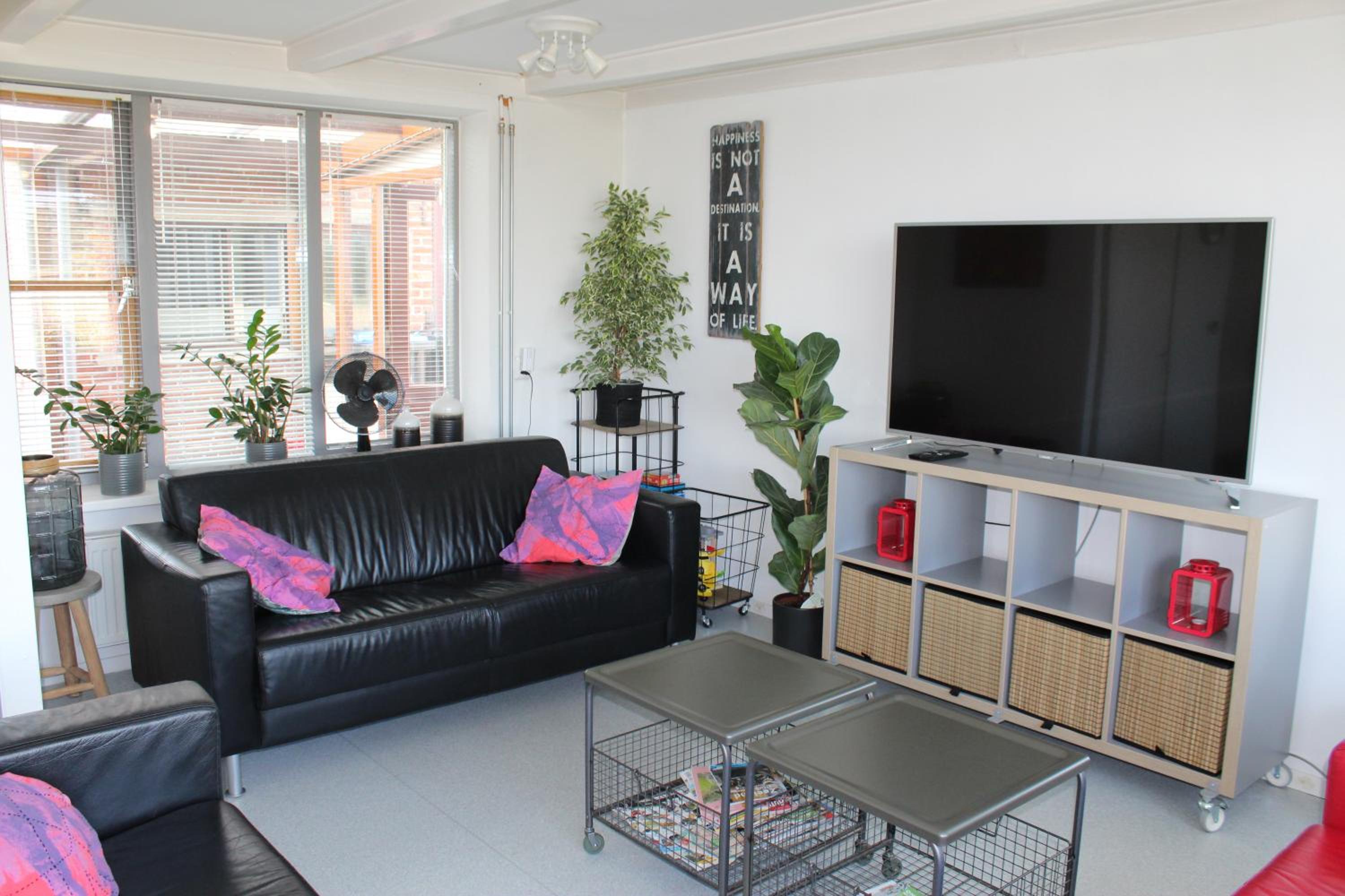 Four-Bedroom House photo 2