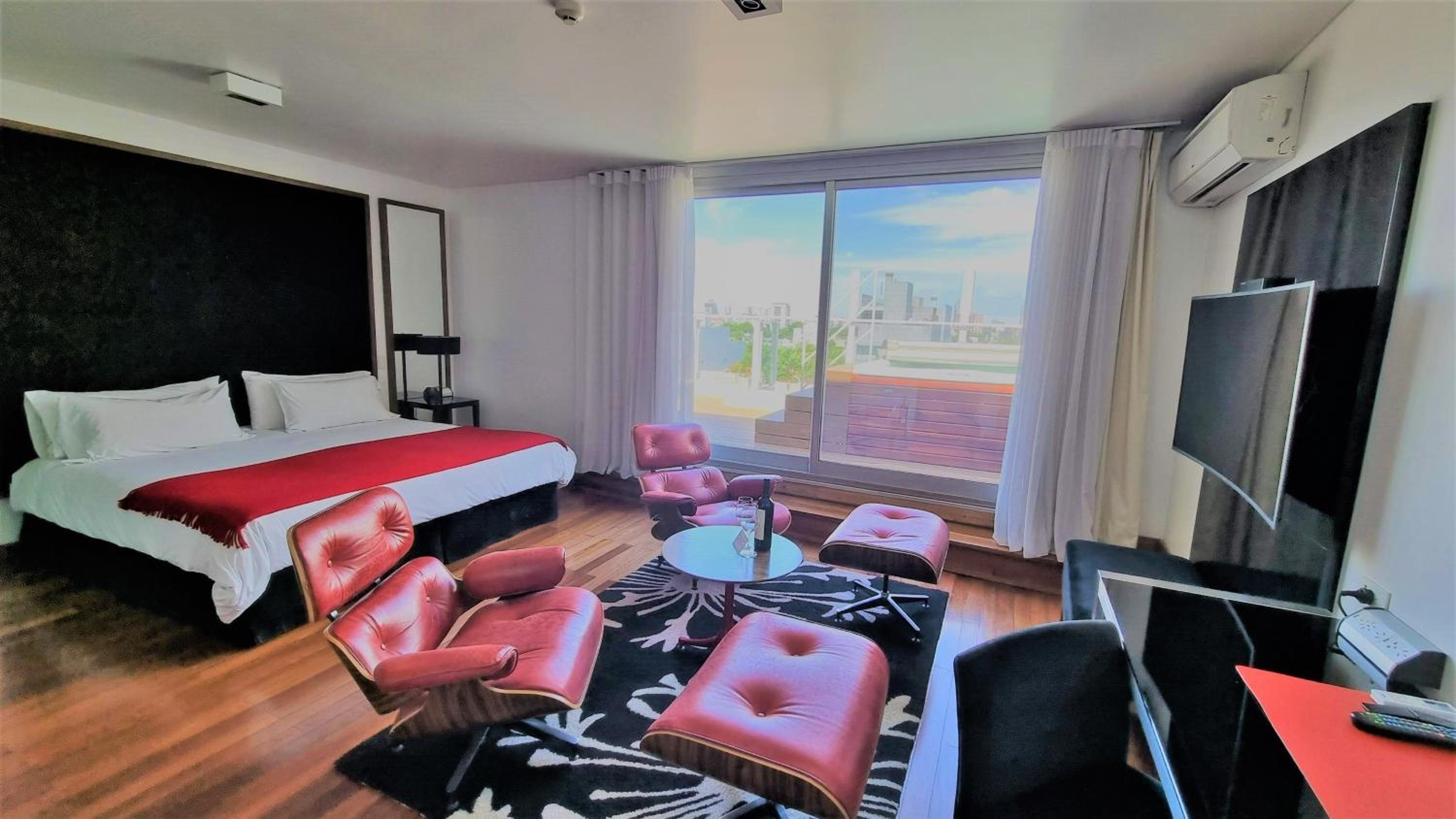 Deluxe Double Room with Terrace photo 2