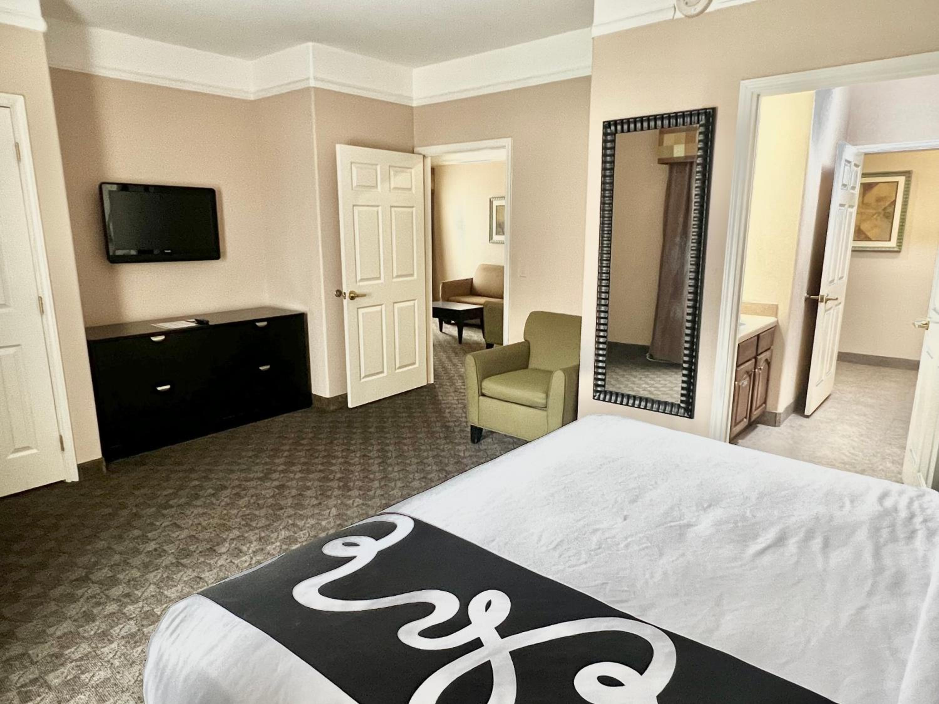 Family Suite - Photo 1