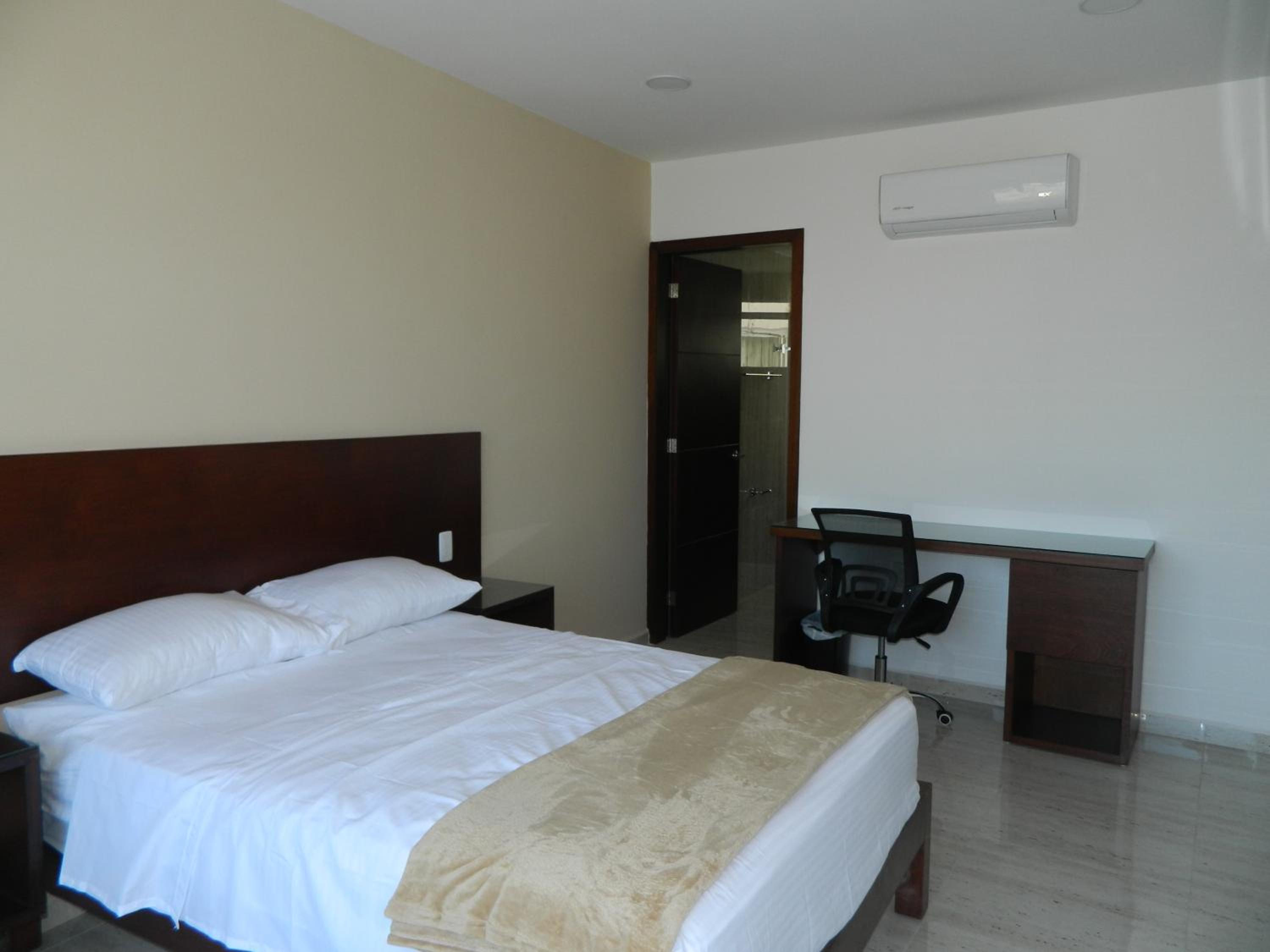 Deluxe Double Or Twin Room With Balcony photo 1