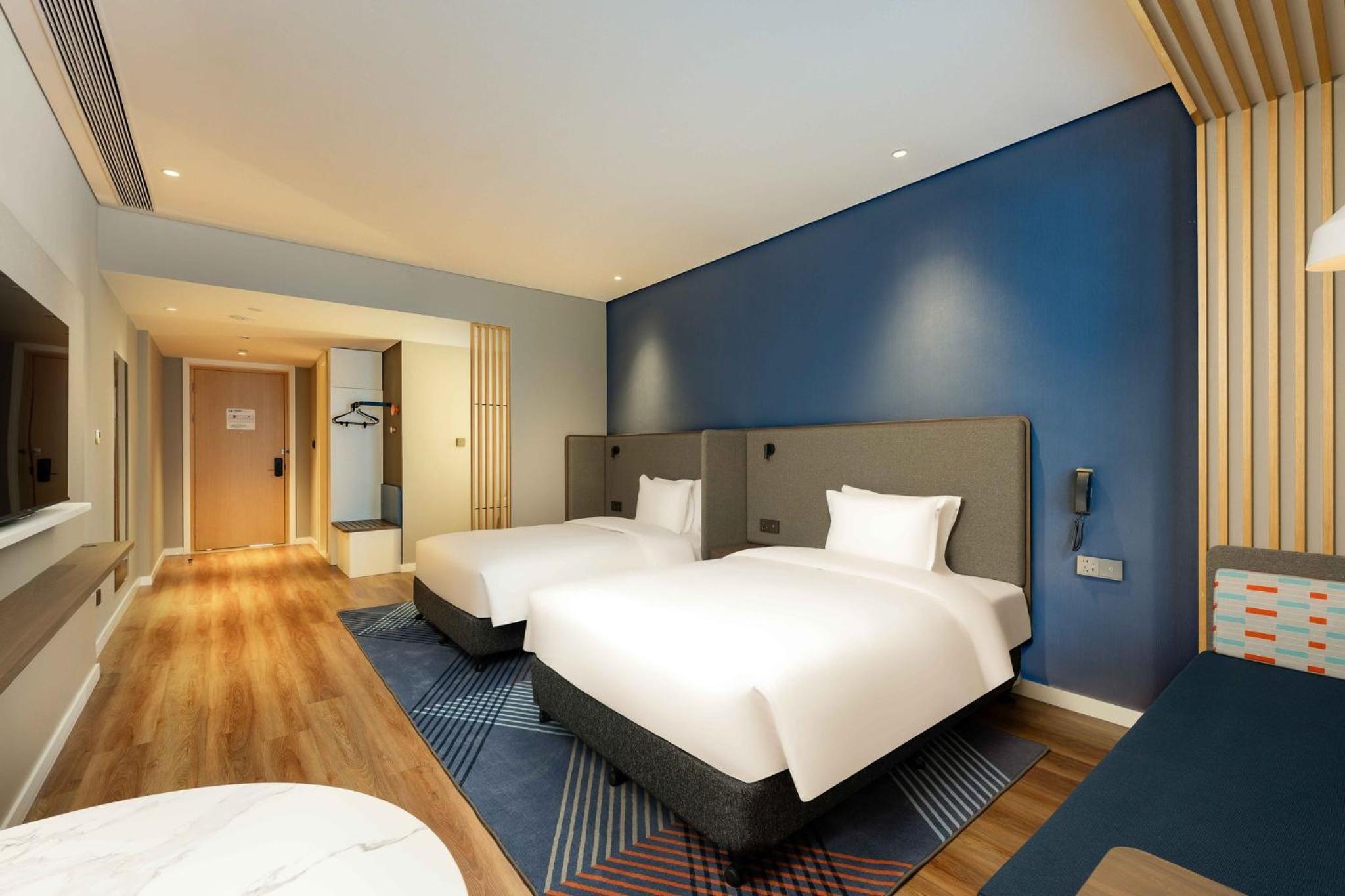 Standard Twin Room photo 2