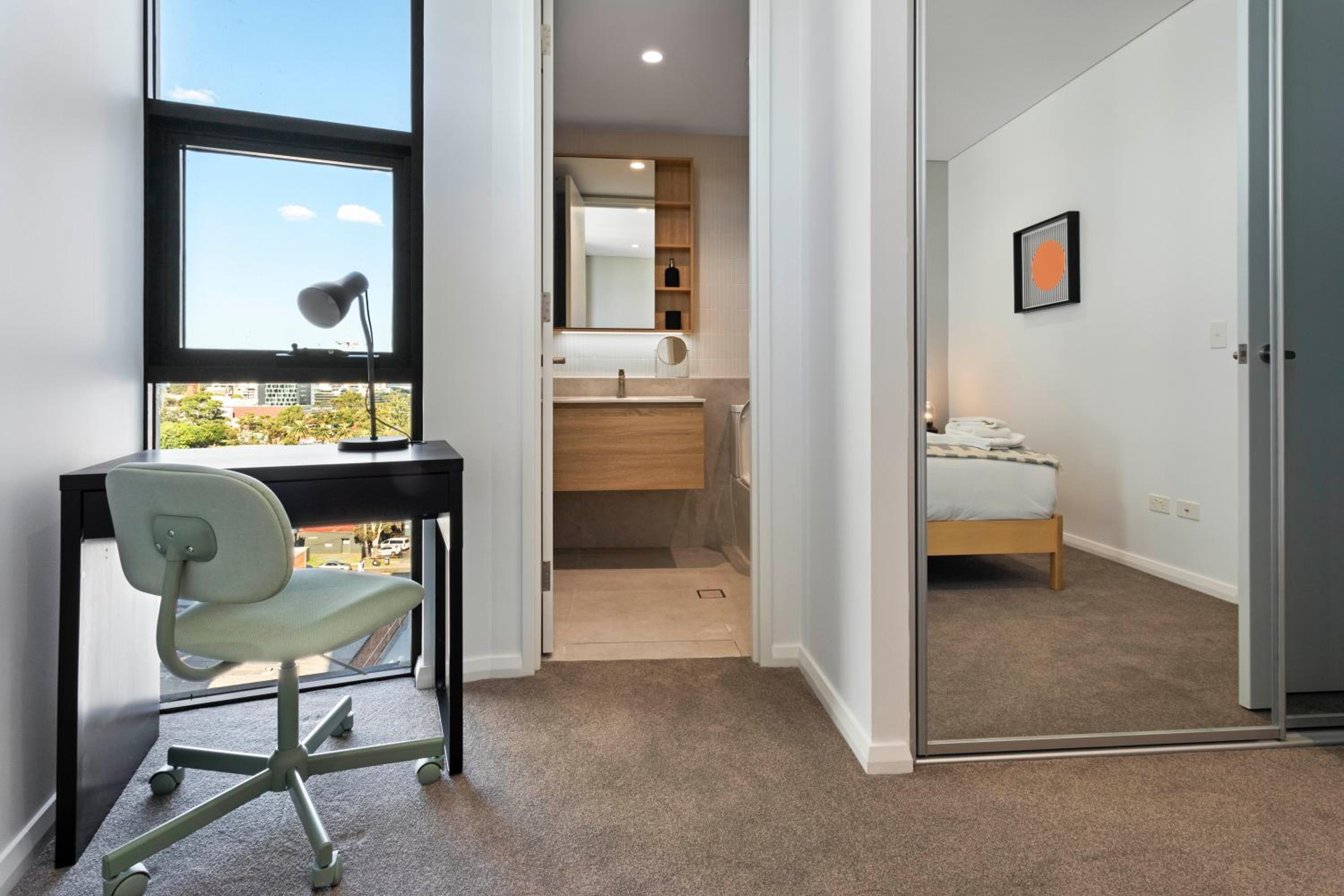 Classic Two-Bedroom Apartment photo 3