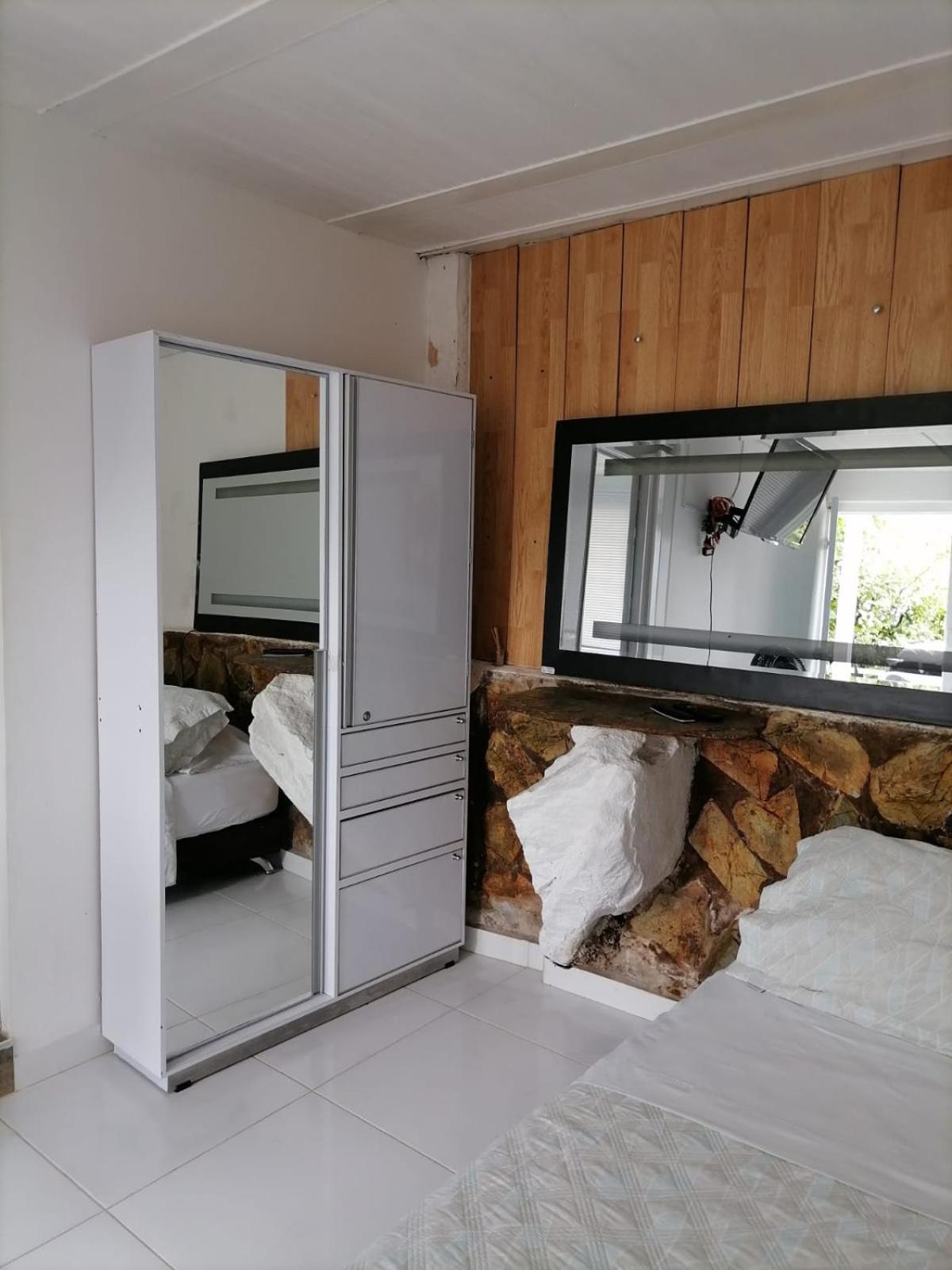 Quadruple Room with Private Bathroom photo 3