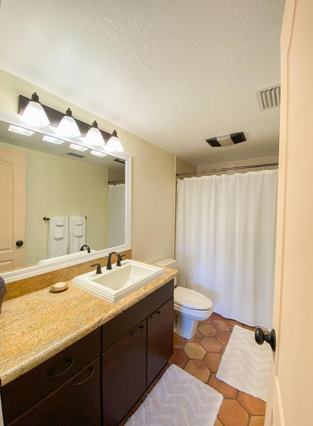 Three-Bedroom House photo 2