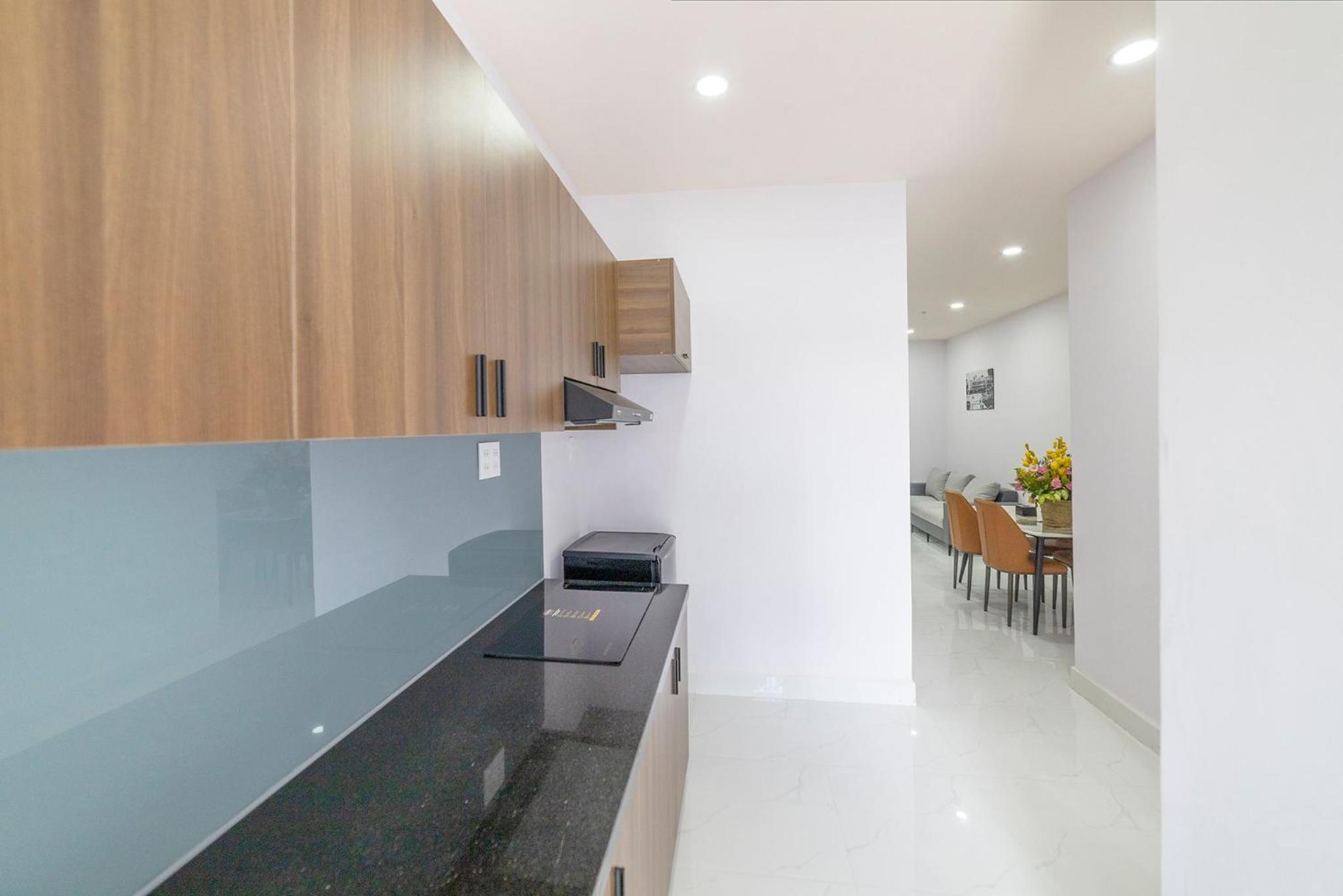 One-Bedroom Apartment - Photo 8