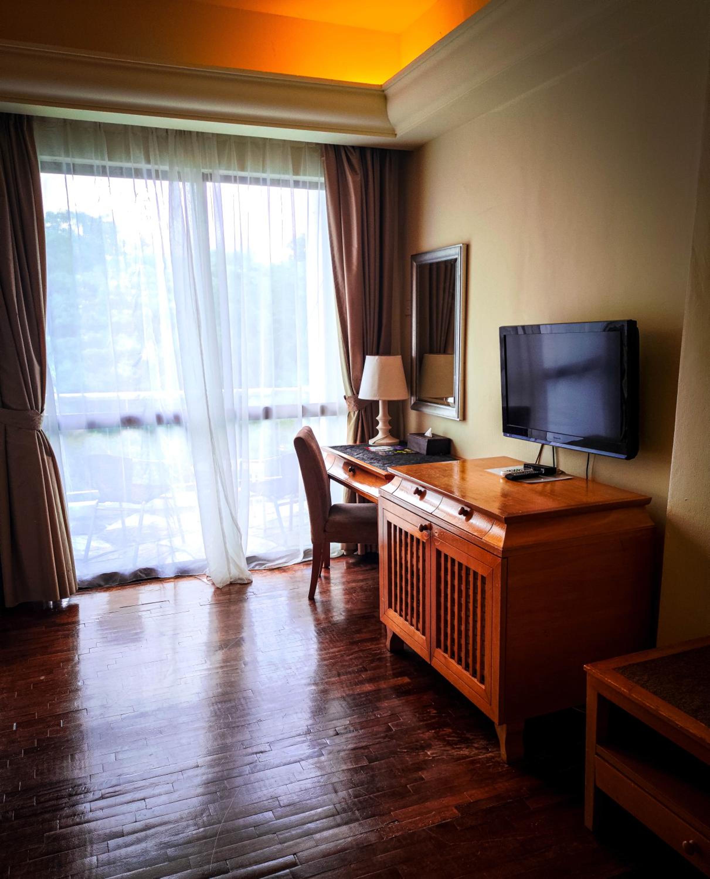 Deluxe Double or Twin Room with Garden View photo 2