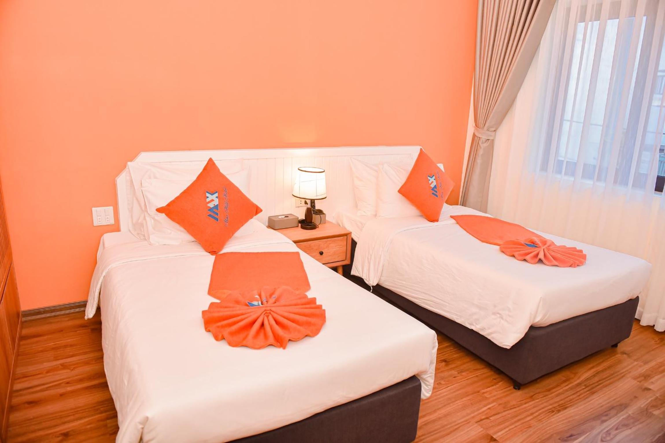 Superior Double or Twin Room with City View photo 2
