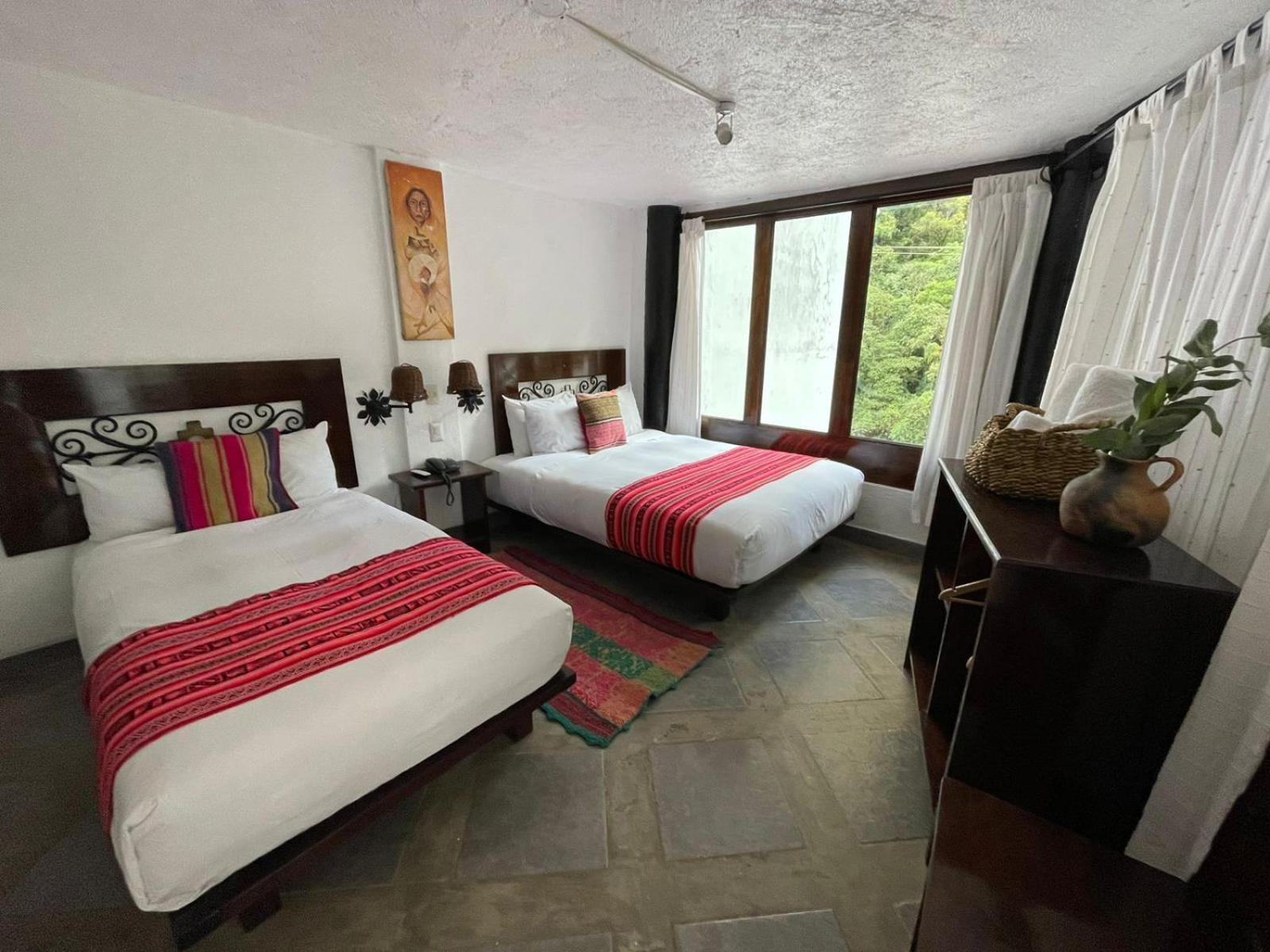 Triple Room With View photo 3