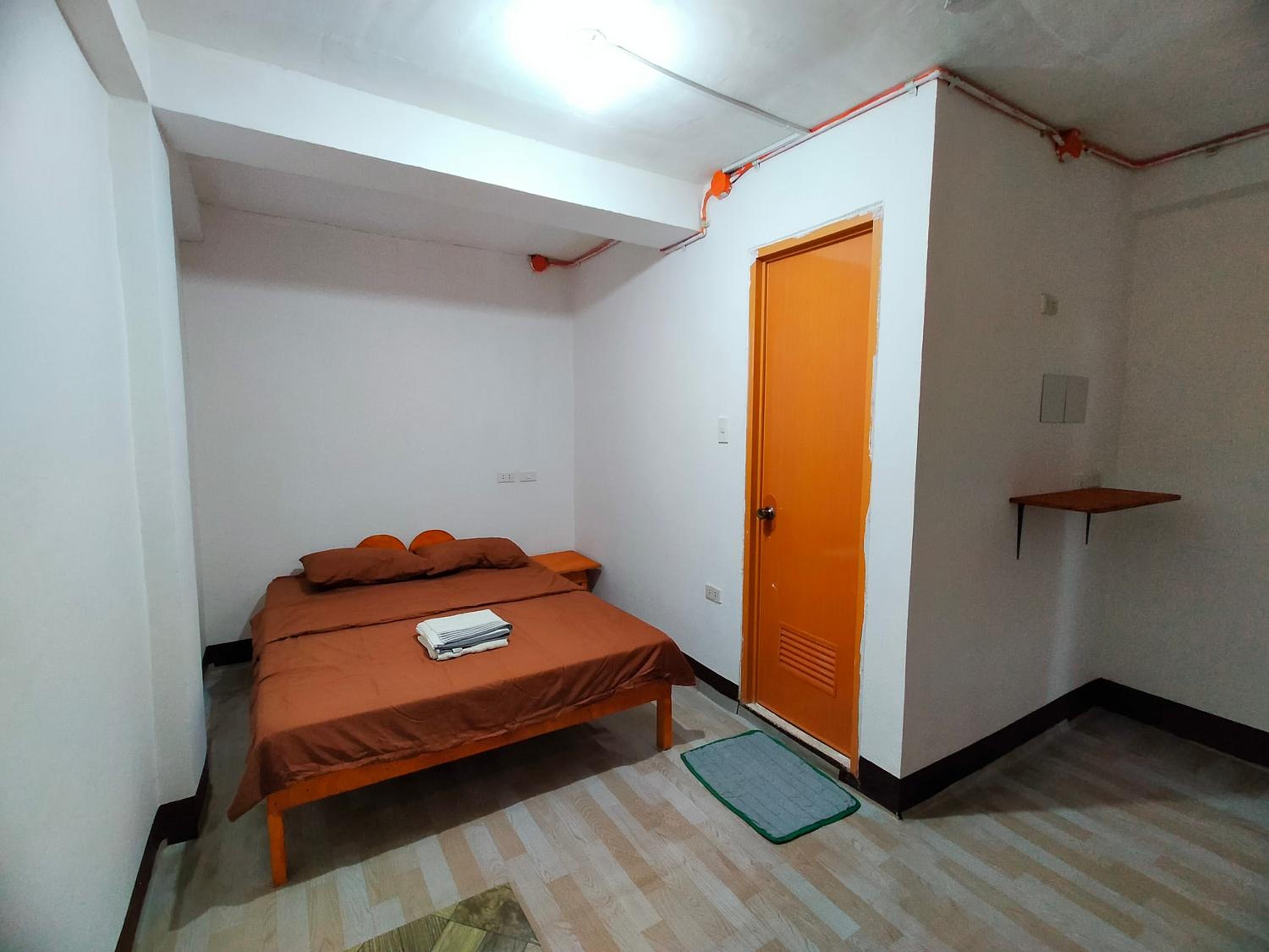 Double Room with Private Bathroom photo 2