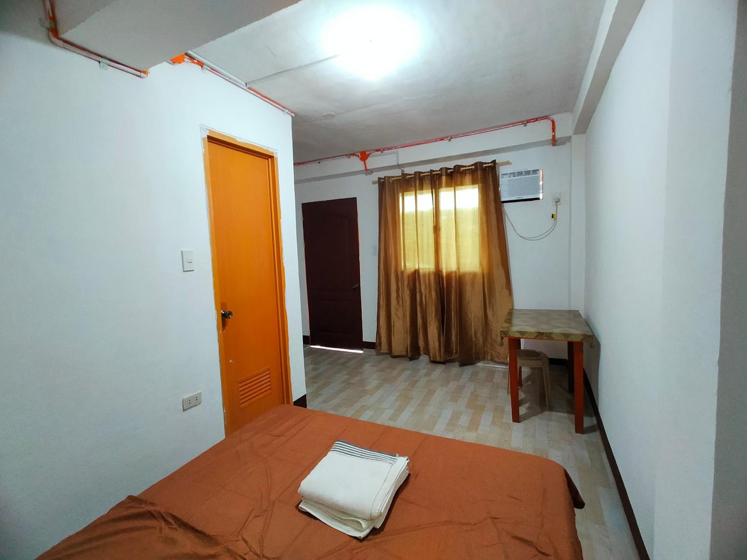 Double Room with Private Bathroom photo 1