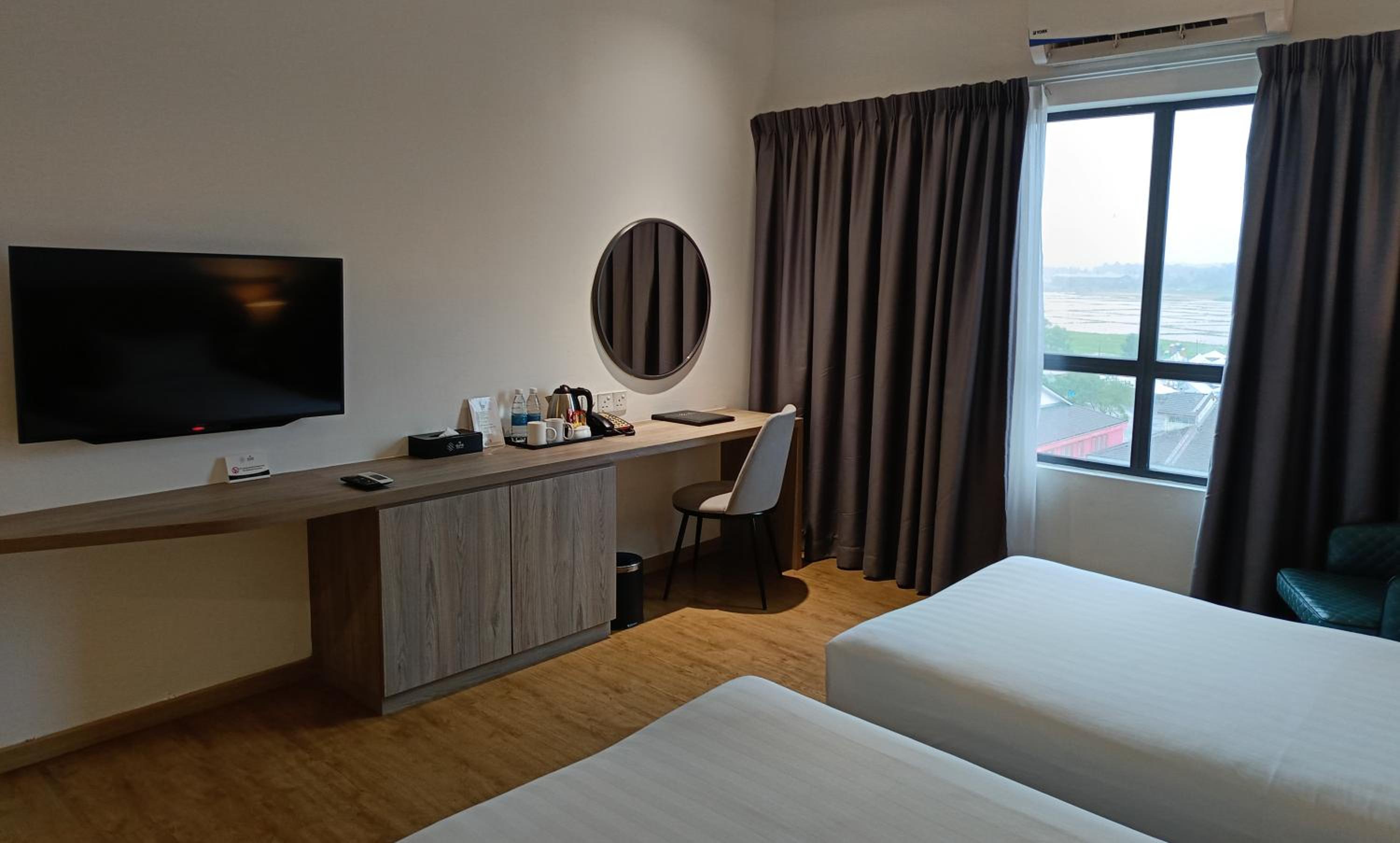 Superior Twin Room - Photo 2