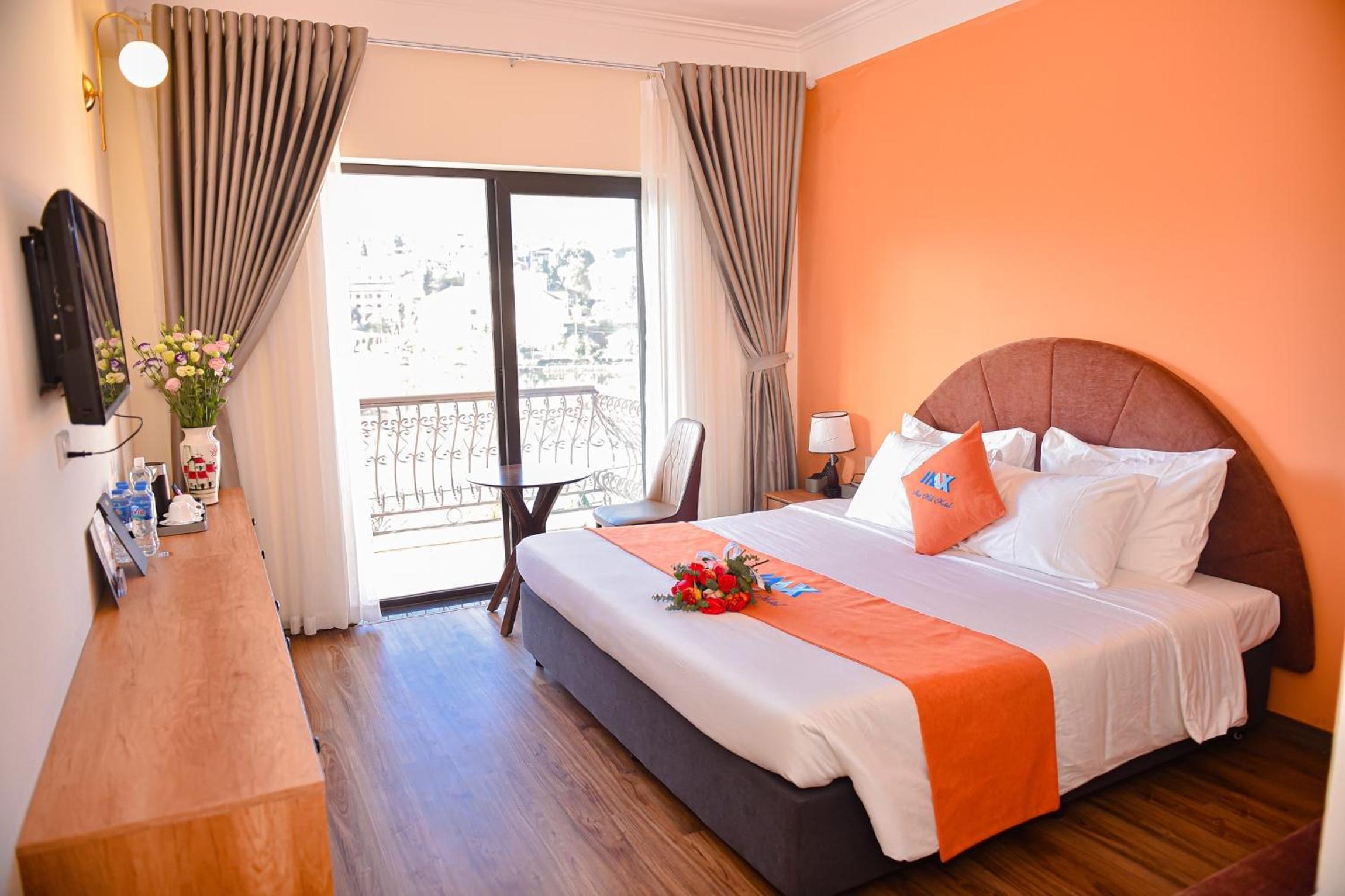 Double Room with Lake View - Photo 20