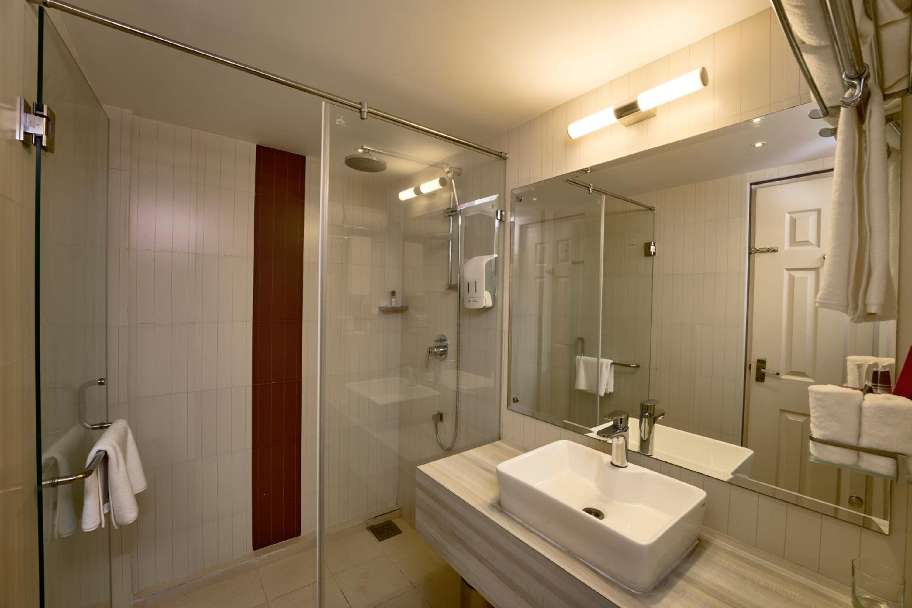 Two-Bedroom Suite with 10% discount on Food & Soft Beverages only in Restaurant & 15% discount on Spa - Photo 4